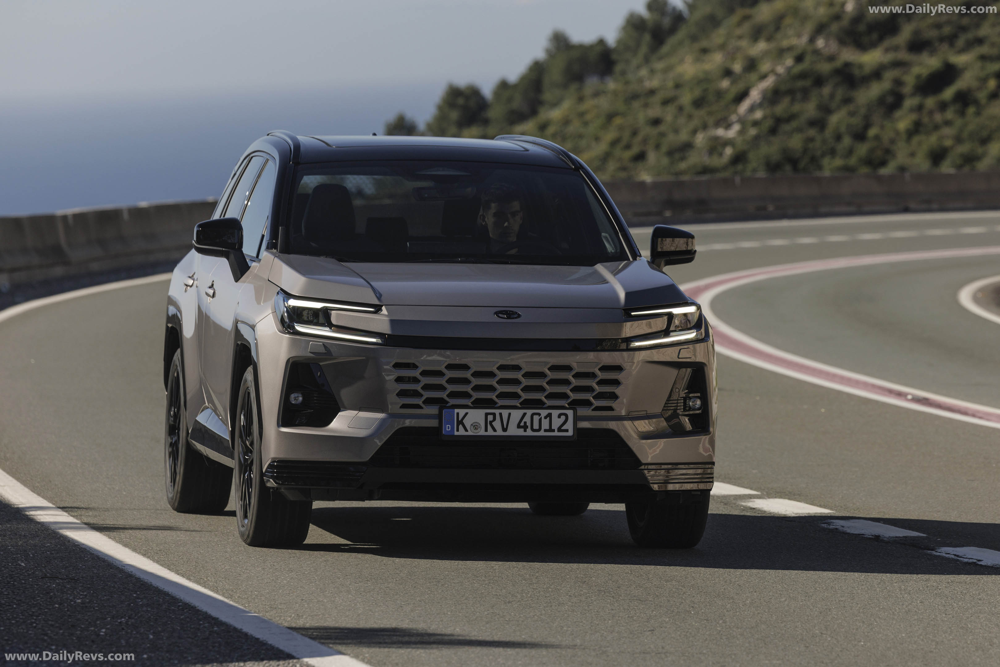 2026 Toyota RAV4 PHEV European Version Front View