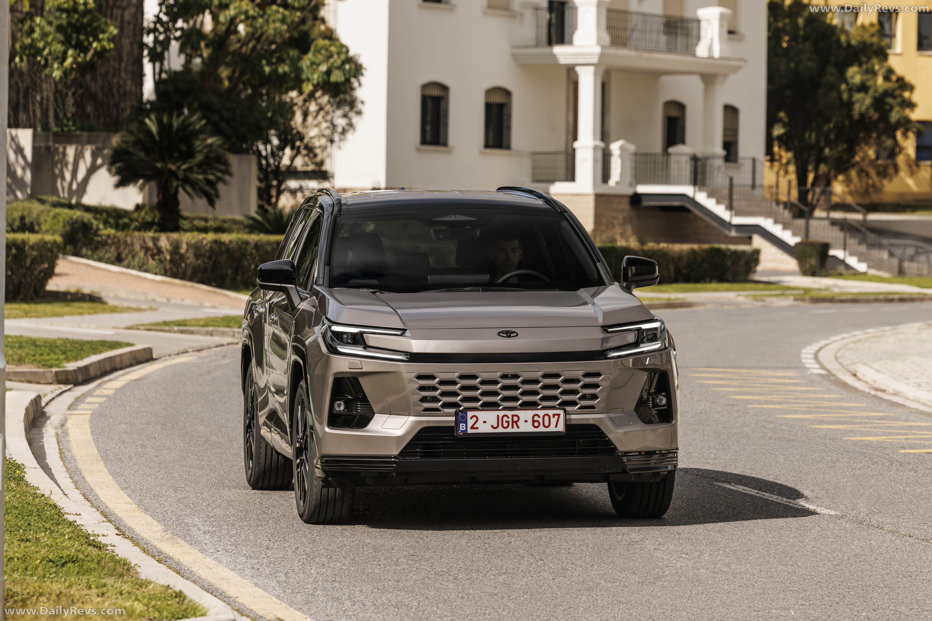 2026 Toyota RAV4 PHEV European Version Front View