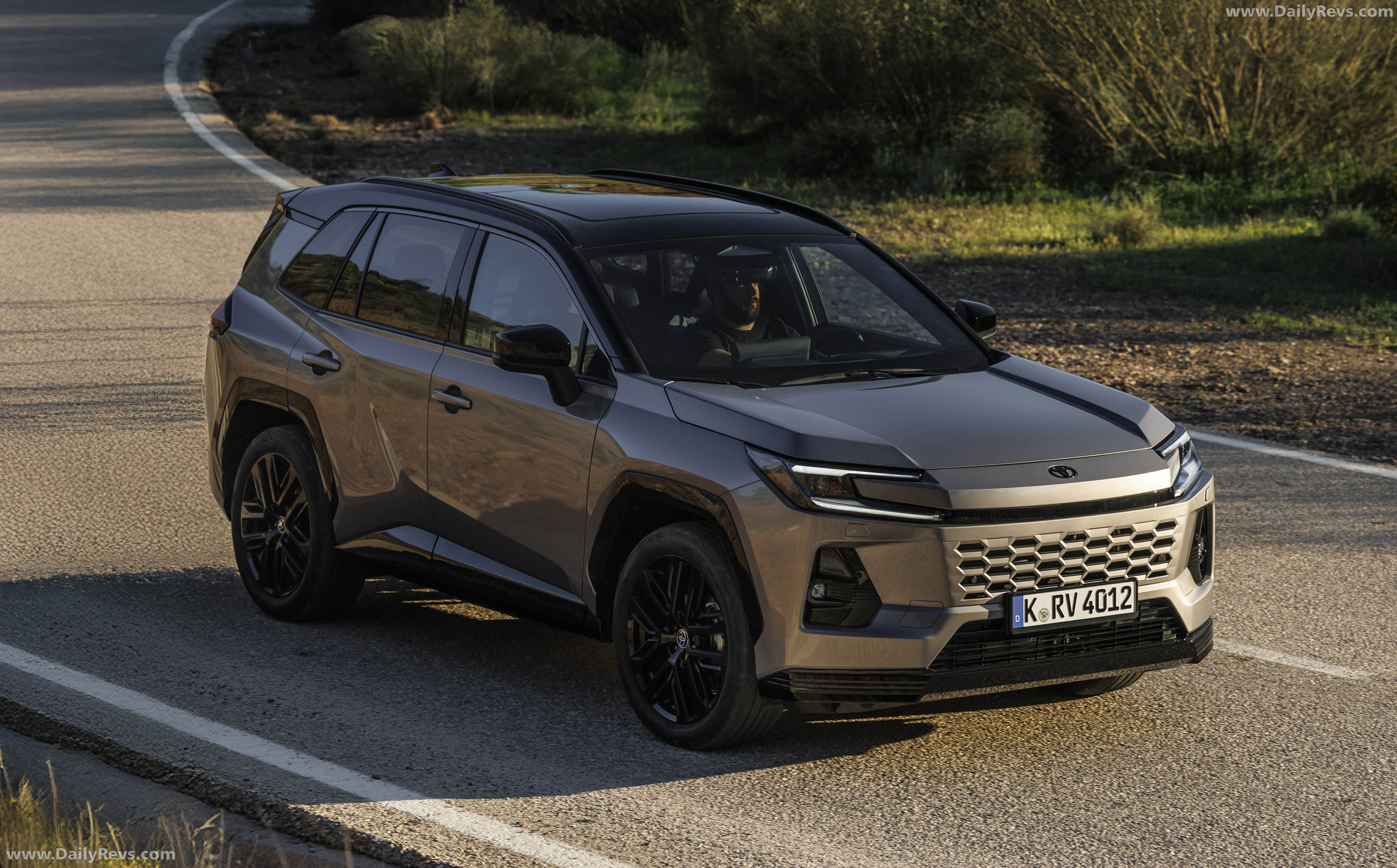2026 Toyota RAV4 PHEV European Version Front View