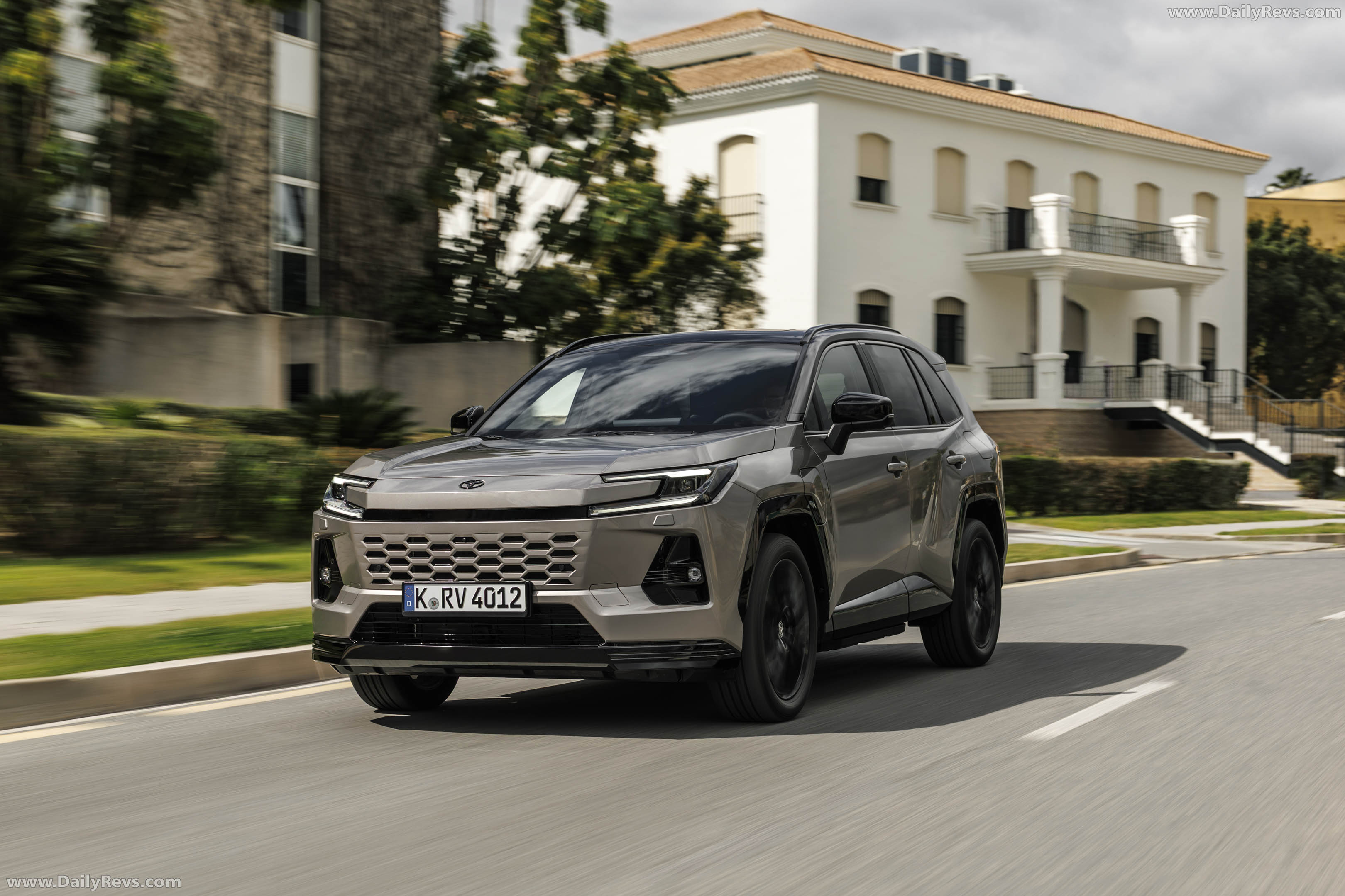2026 Toyota RAV4 PHEV European Version Front View