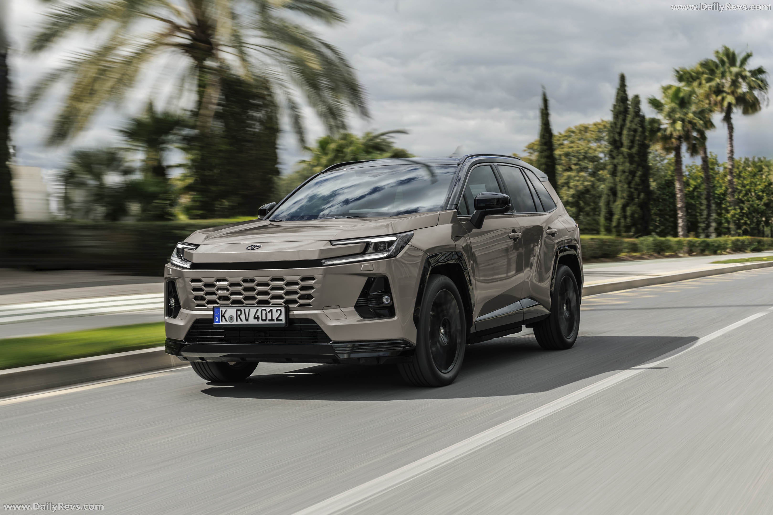 2026 Toyota RAV4 PHEV European Version Front View