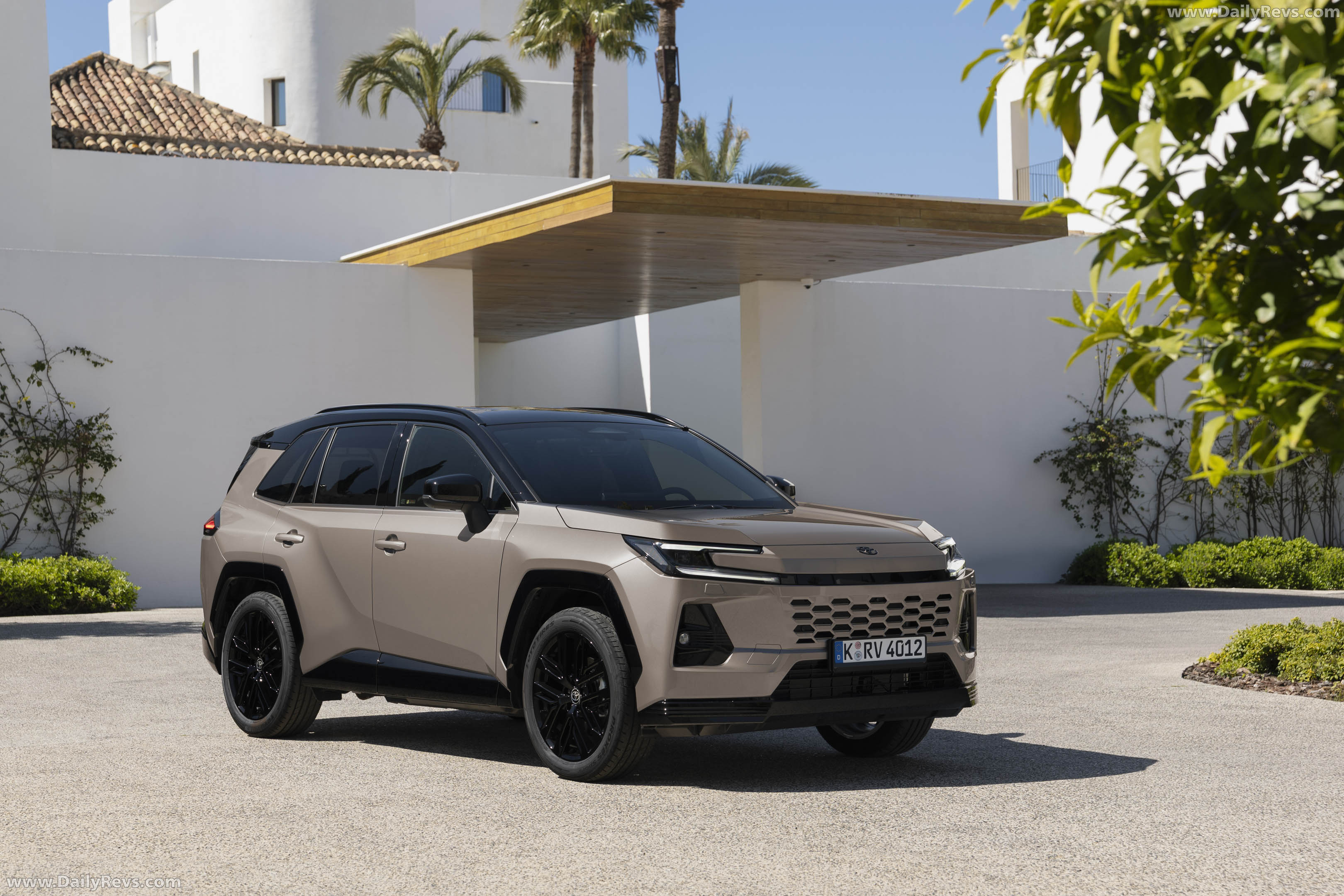 2026 Toyota RAV4 PHEV European Version Front View