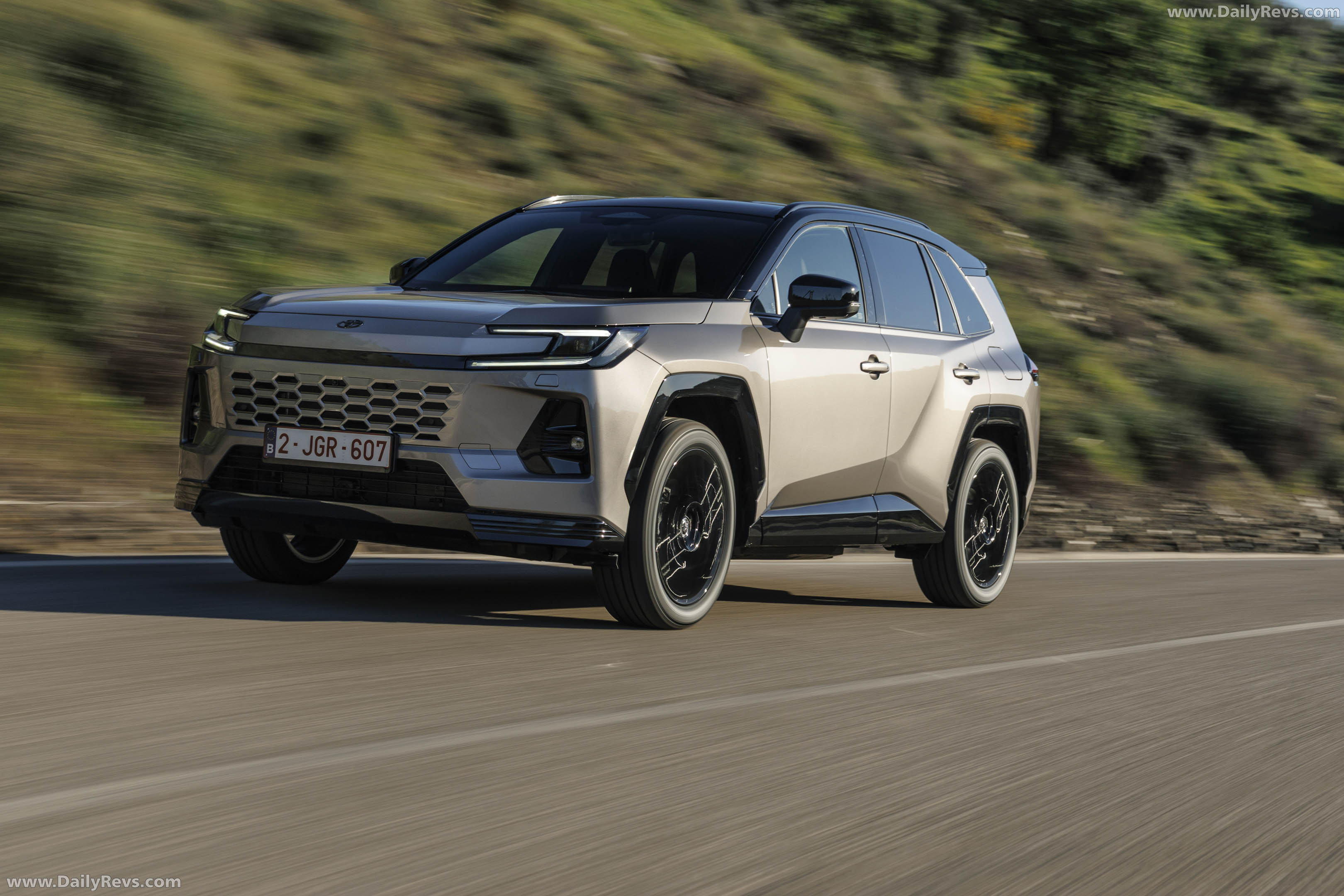 2026 Toyota RAV4 PHEV European Version Front View