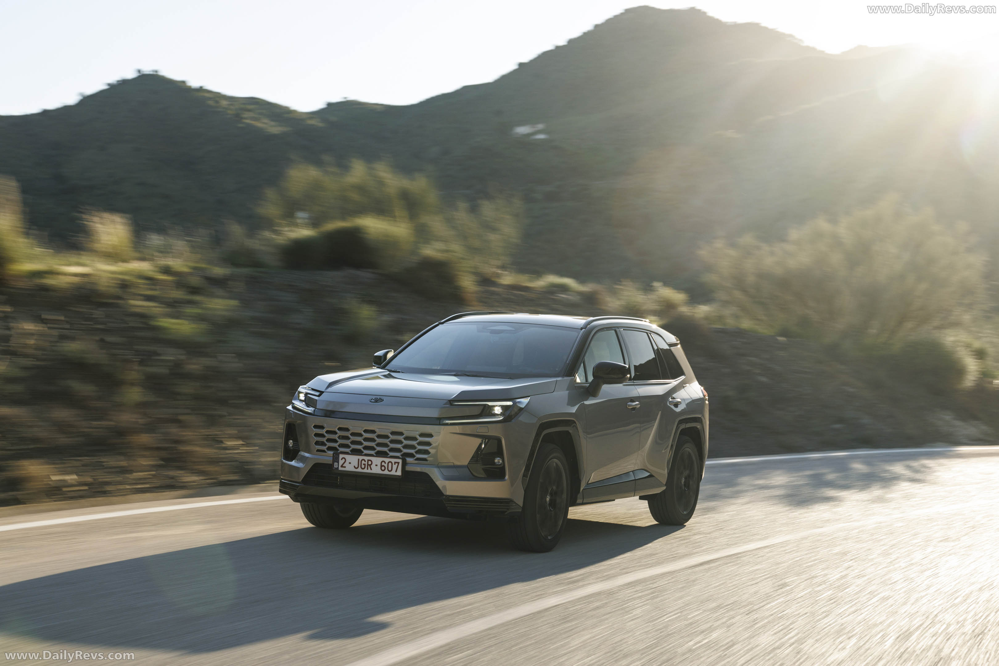 2026 Toyota RAV4 PHEV European Version Front View