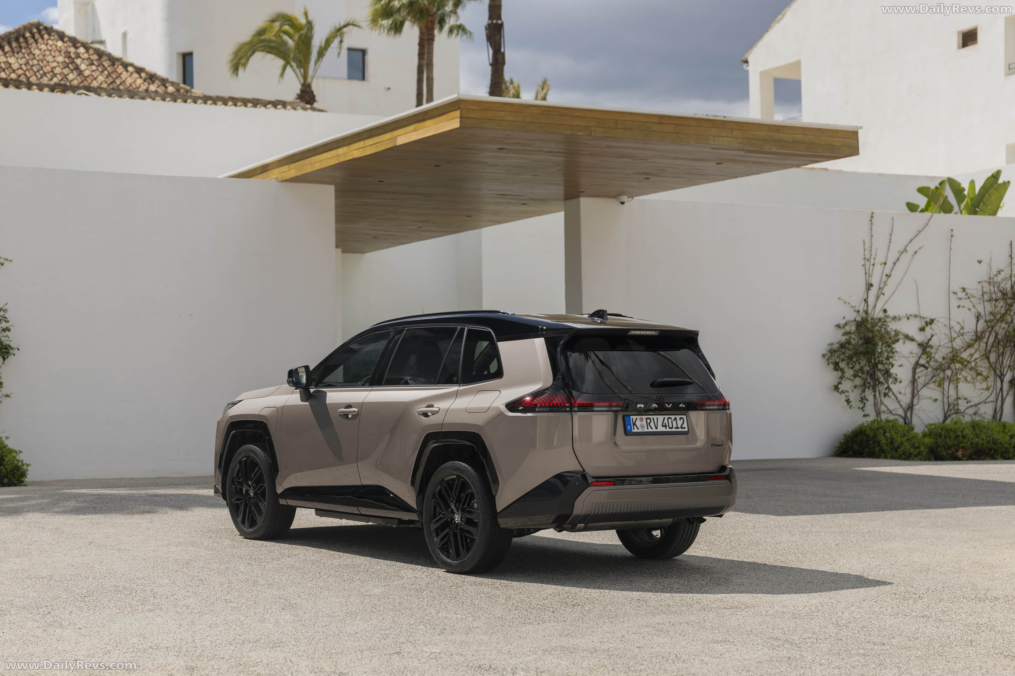 2026 Toyota RAV4 PHEV European Version Rear View