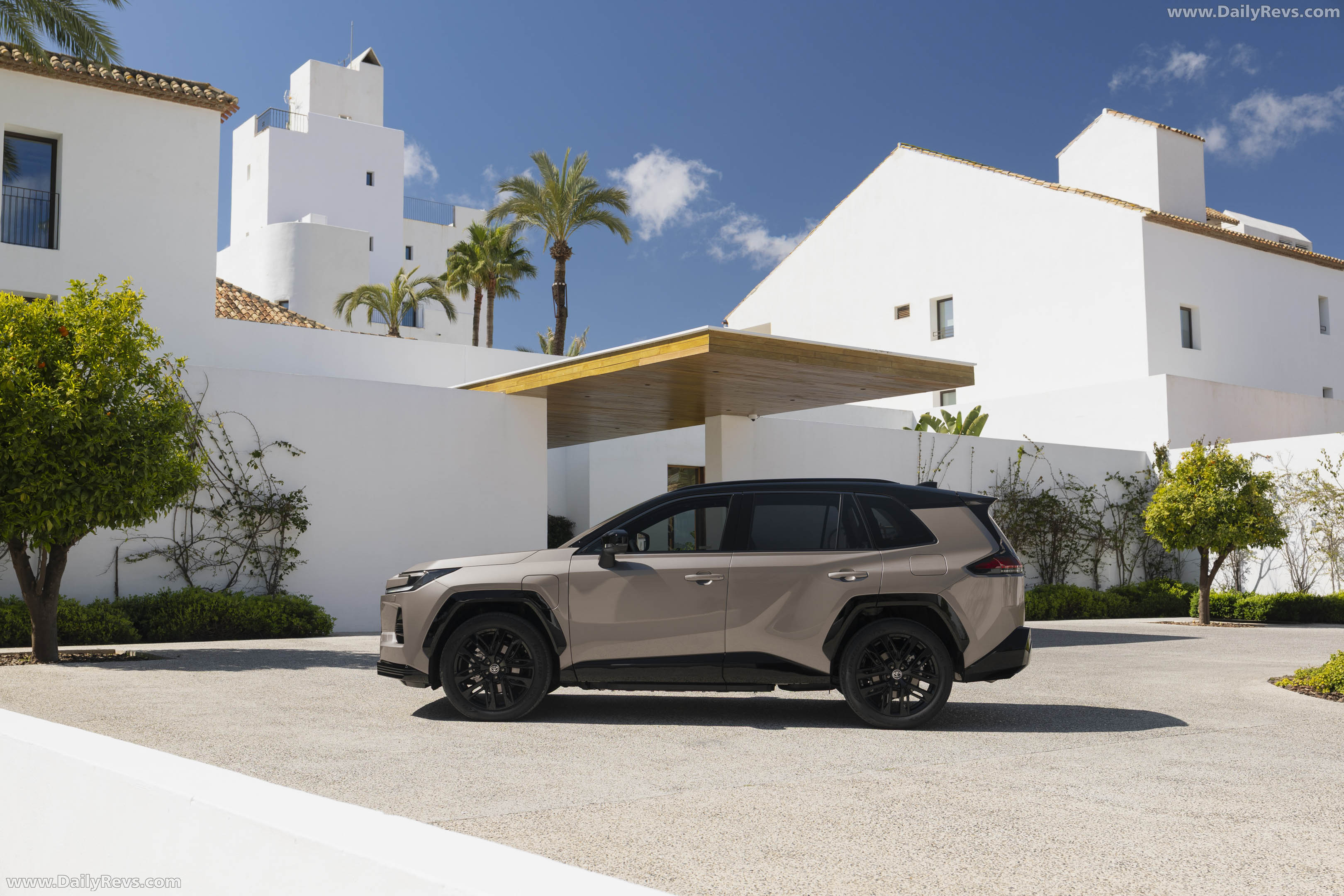 2026 Toyota RAV4 PHEV European Version Side View