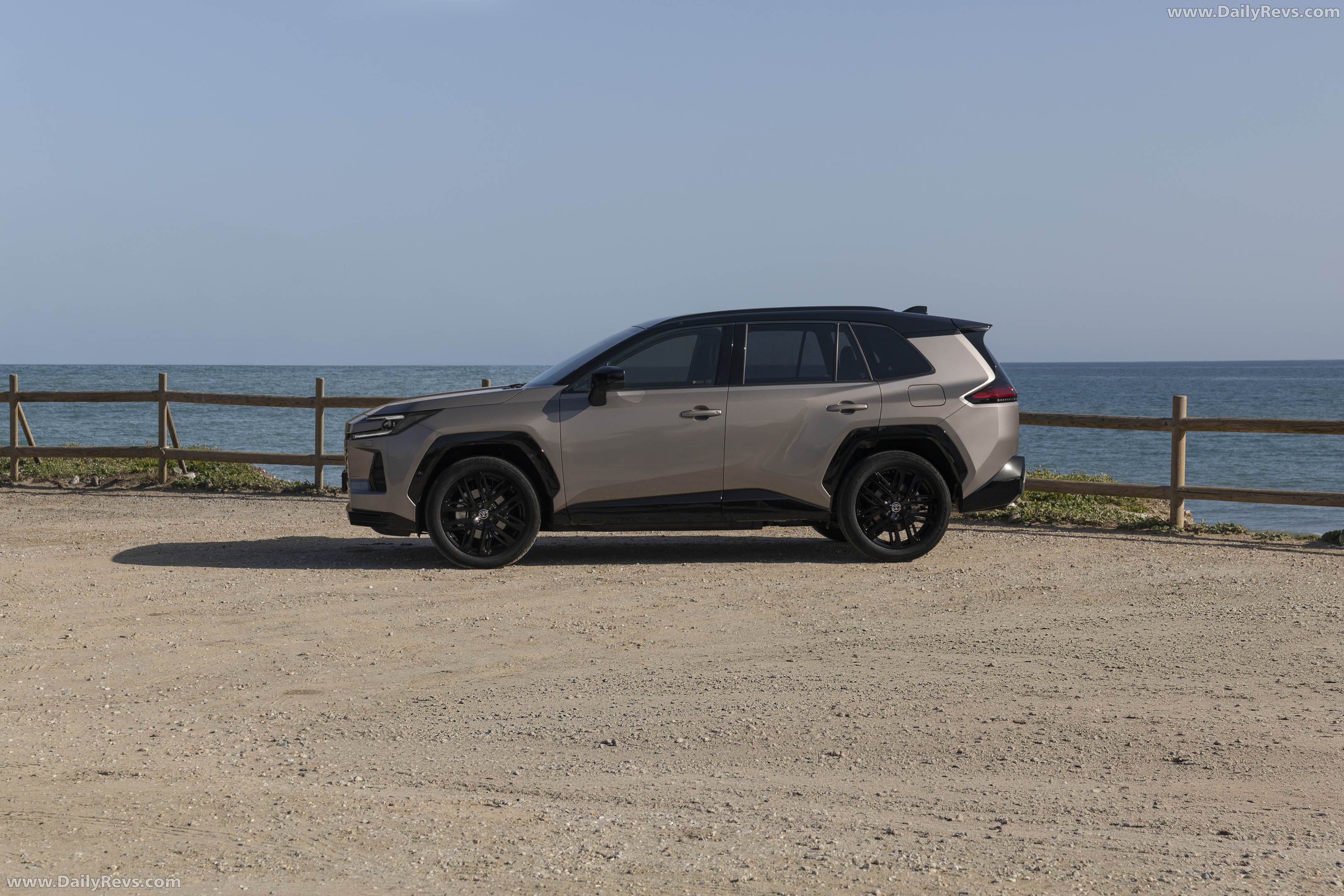 2026 Toyota RAV4 PHEV European Version Side View
