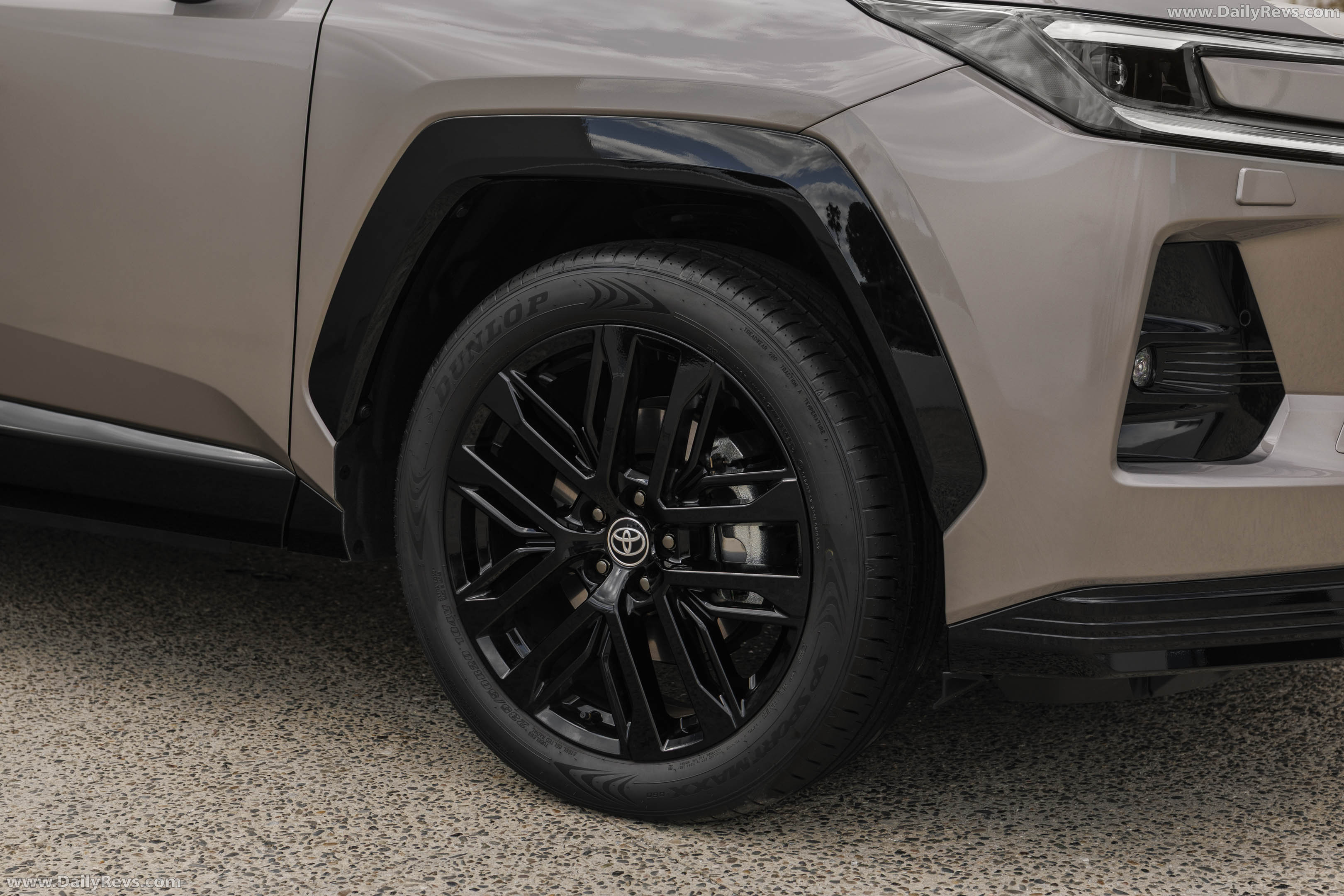 2026 Toyota RAV4 PHEV European Version Exterior