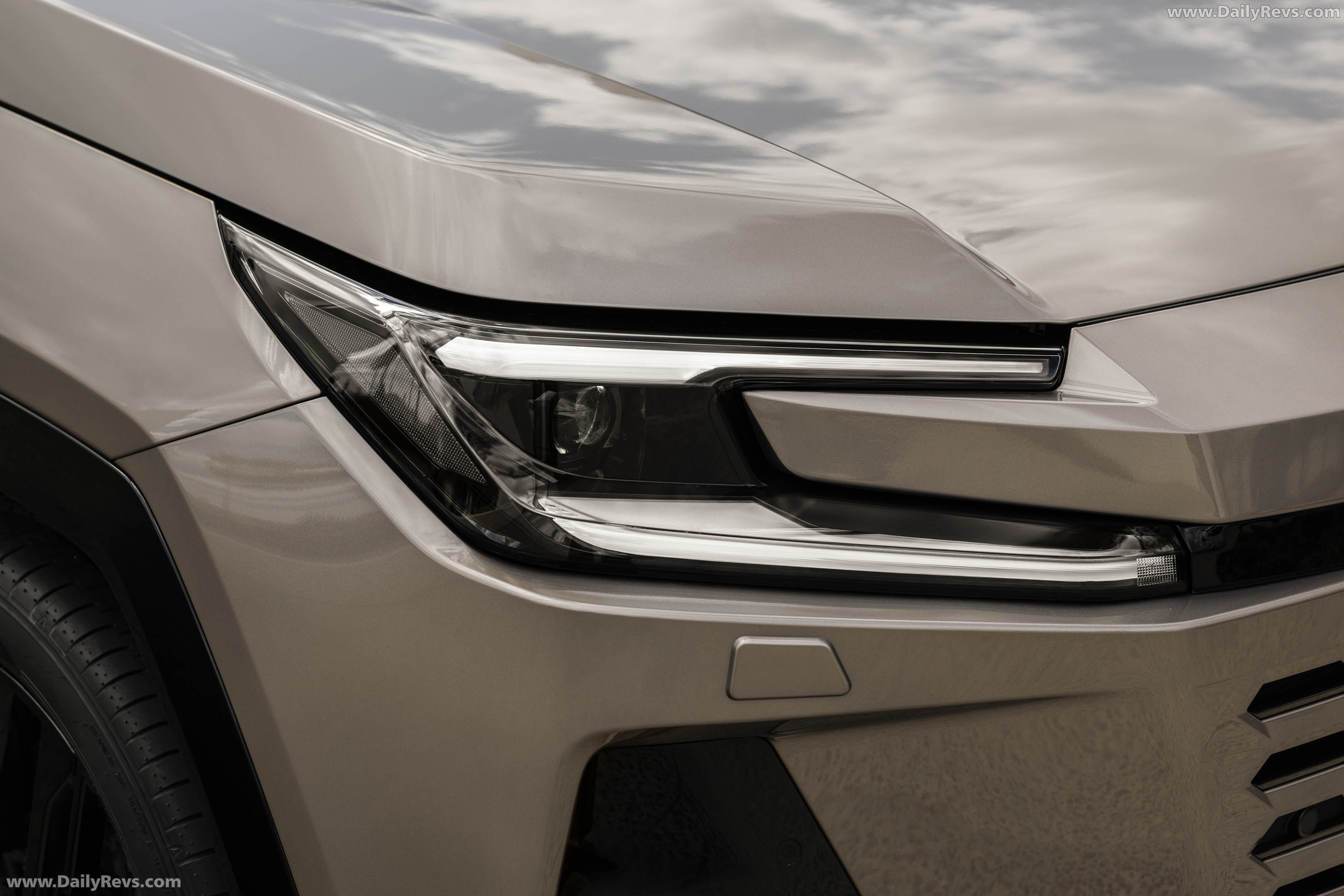 2026 Toyota RAV4 PHEV European Version Exterior