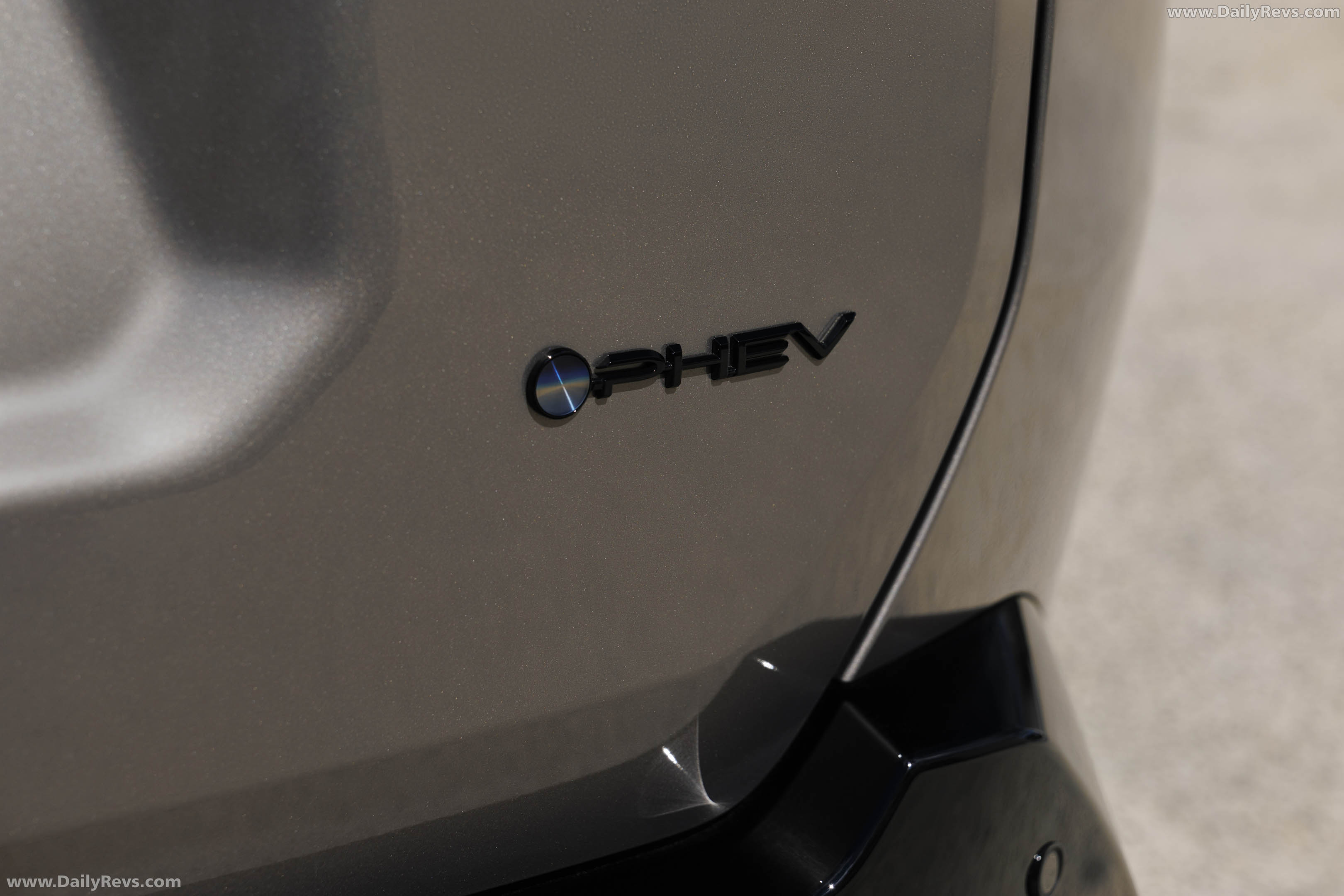2026 Toyota RAV4 PHEV European Version Exterior