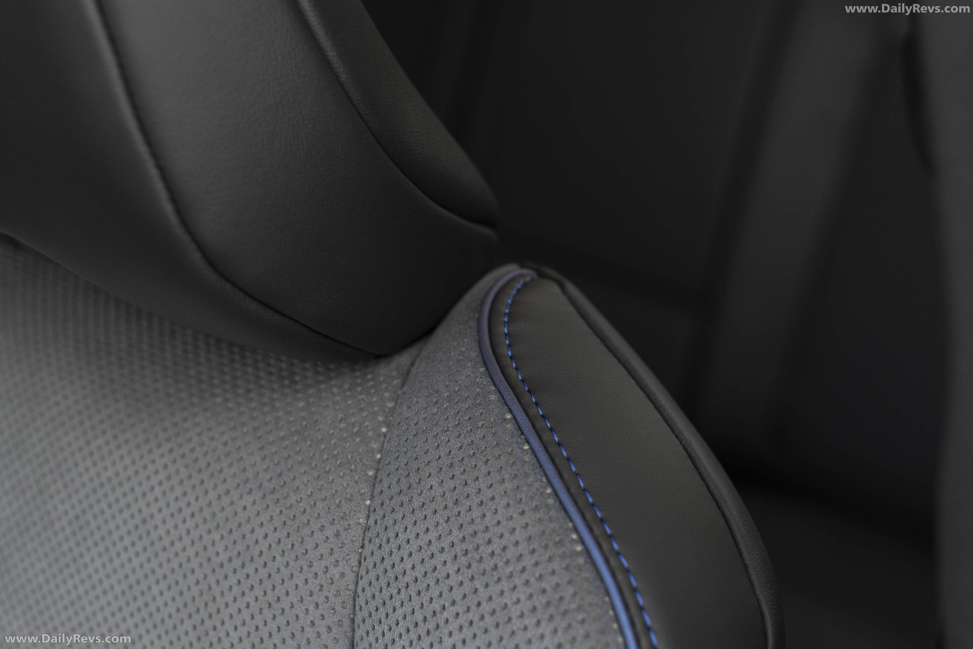 2026 Toyota RAV4 PHEV European Version Interior