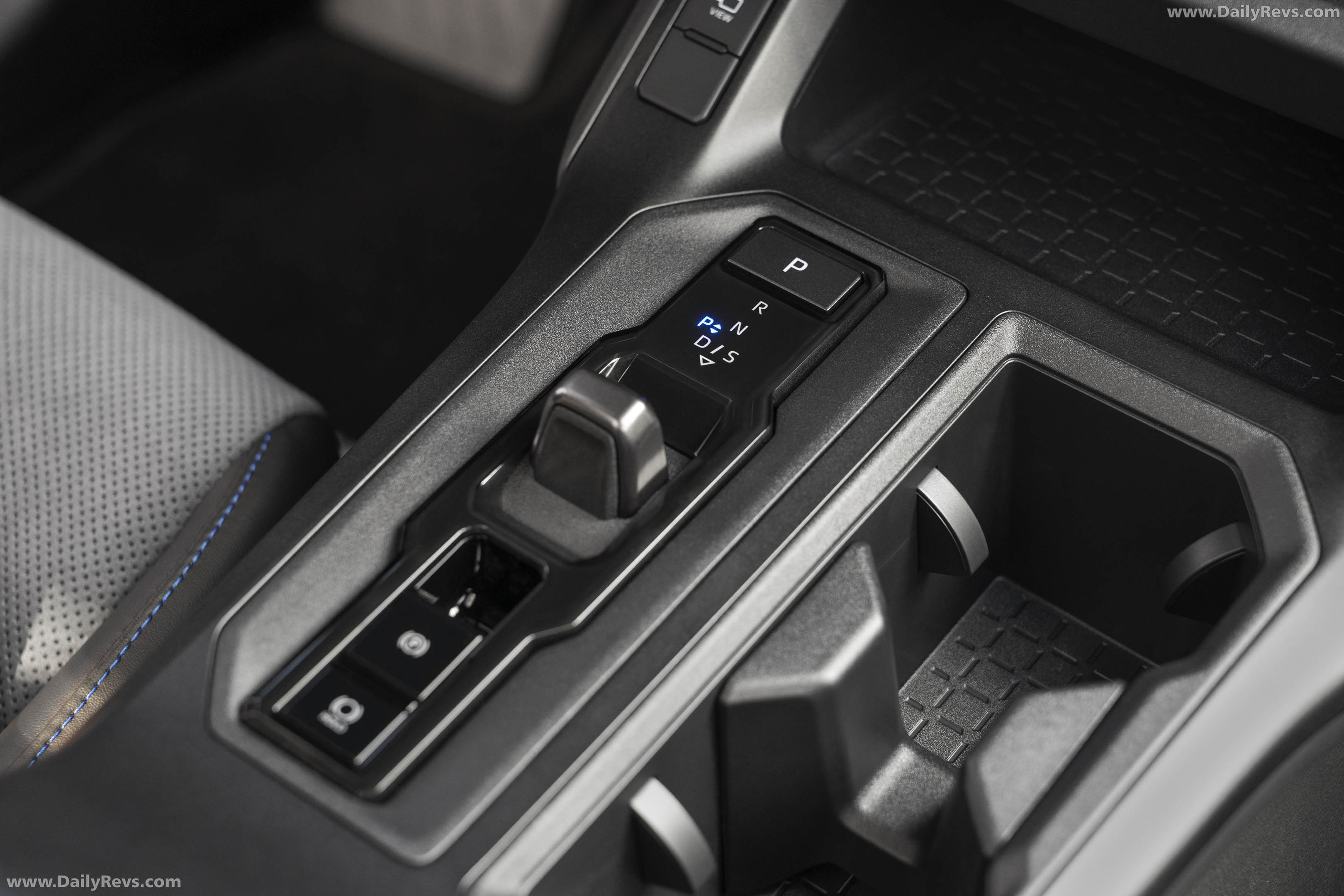 2026 Toyota RAV4 PHEV European Version Interior