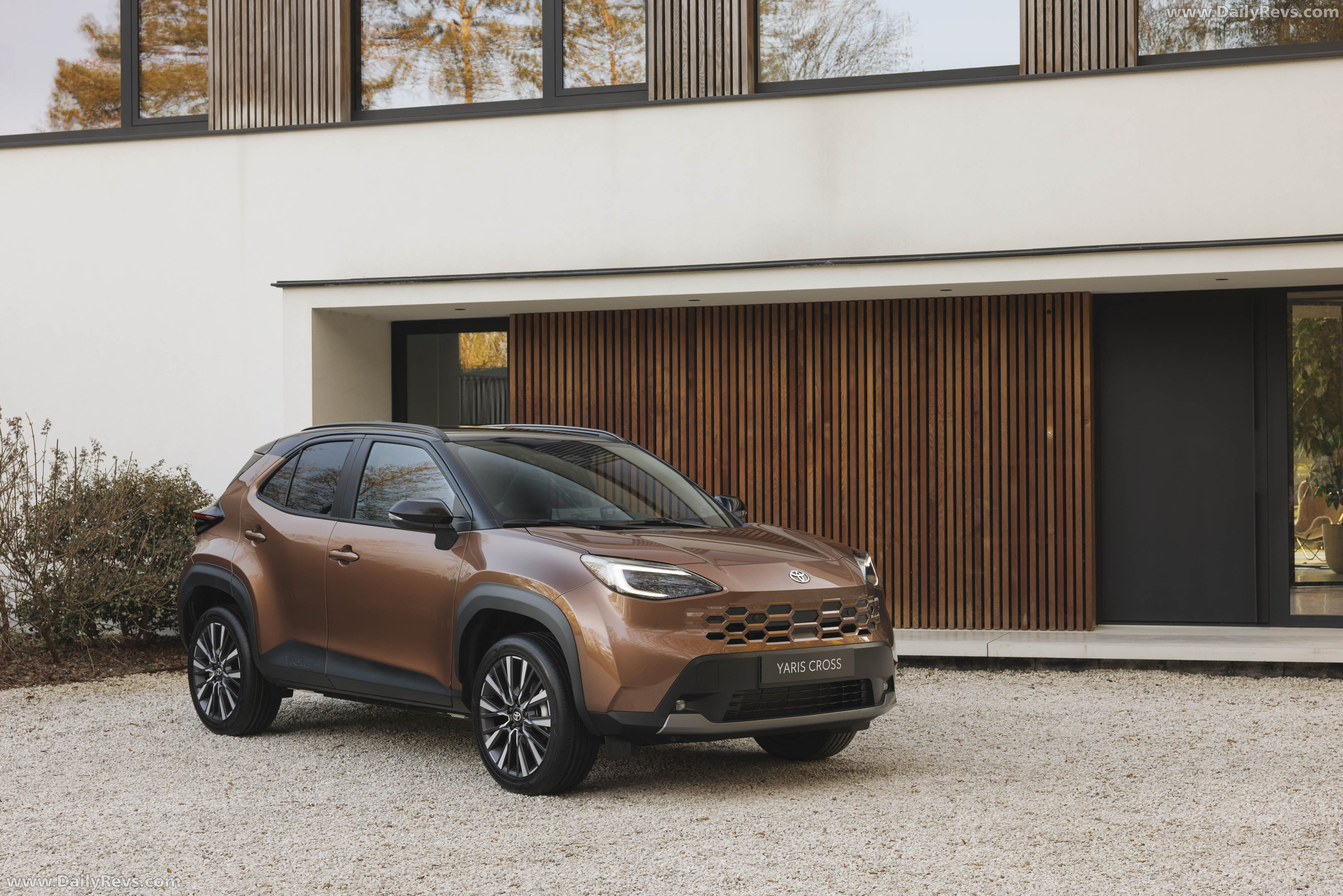 2027 Toyota Yaris Cross Front View