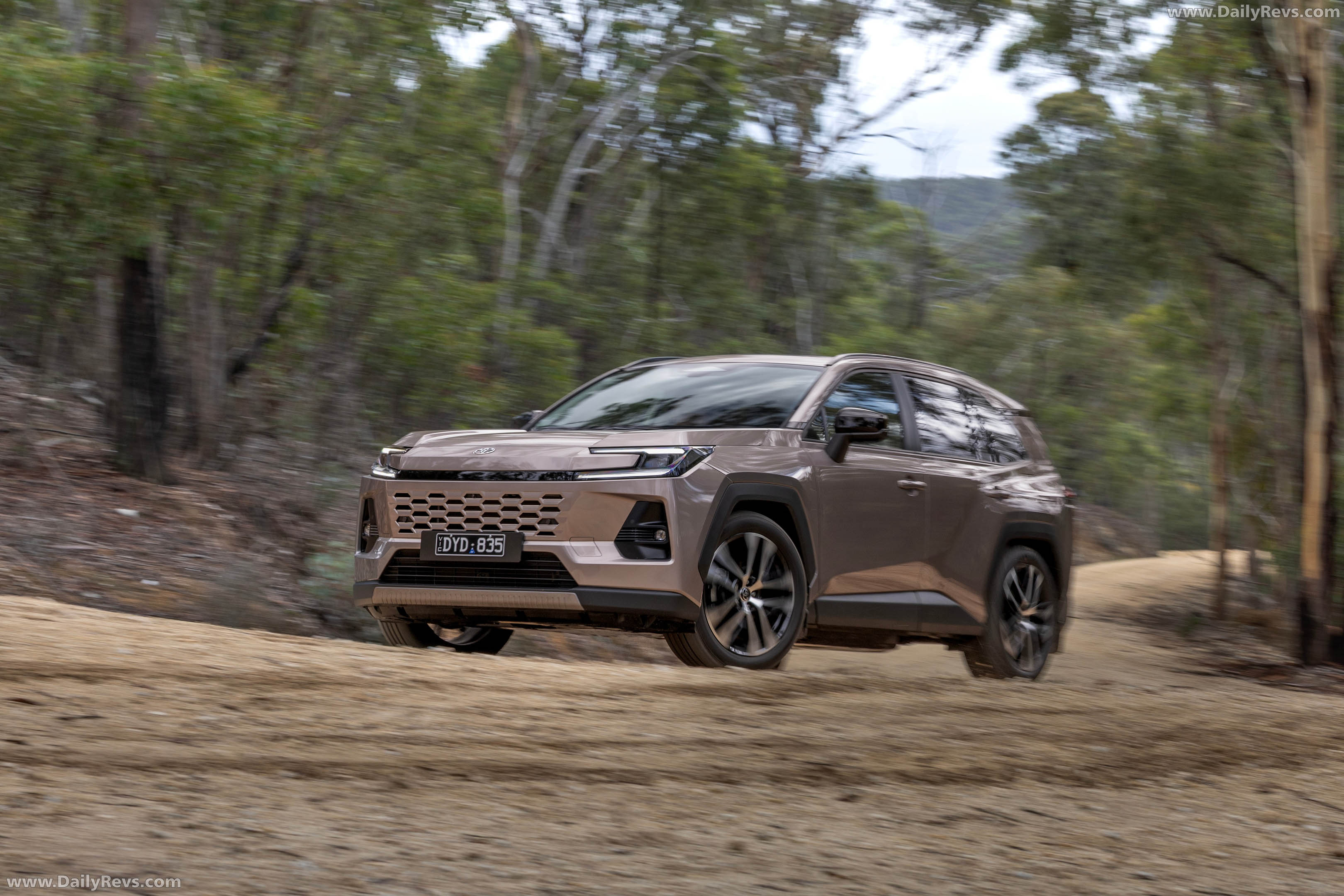 2026 Toyota RAV4 Cruiser Front View
