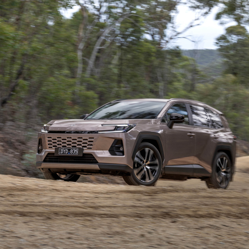 2026 Toyota RAV4 Cruiser Front View