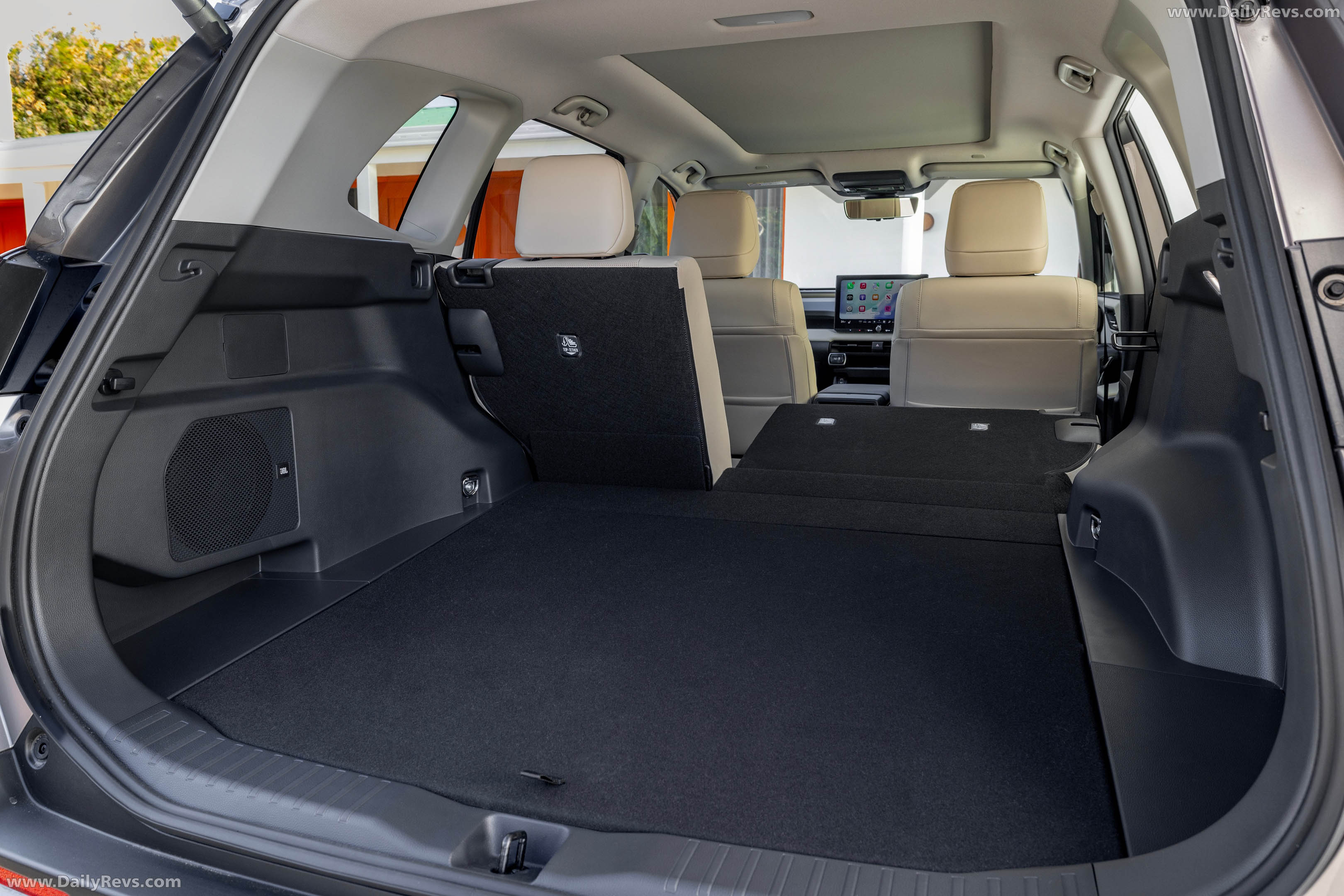 2026 Toyota RAV4 Cruiser Interior