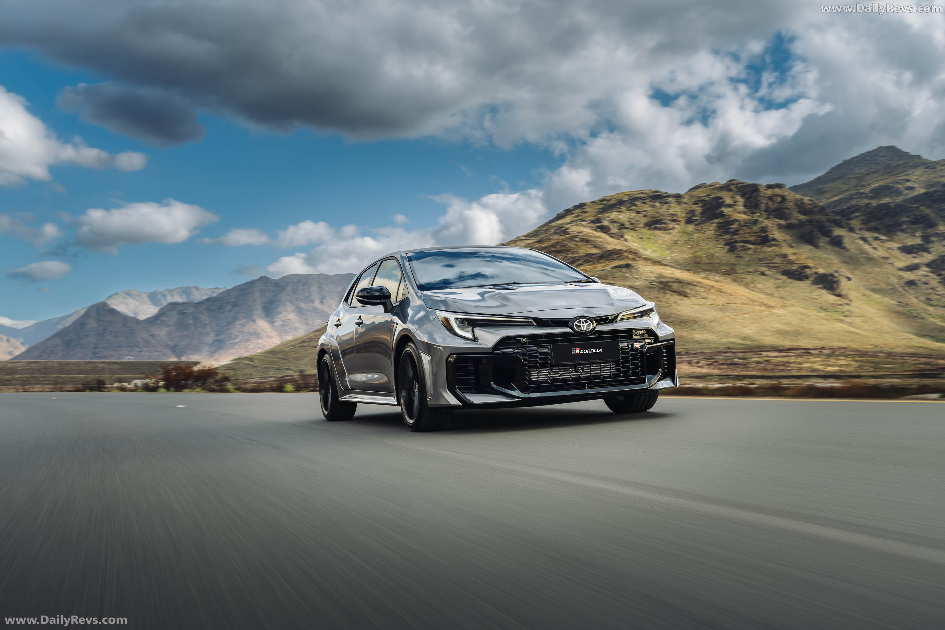 2026 Toyota GR Corolla 8AT Front View