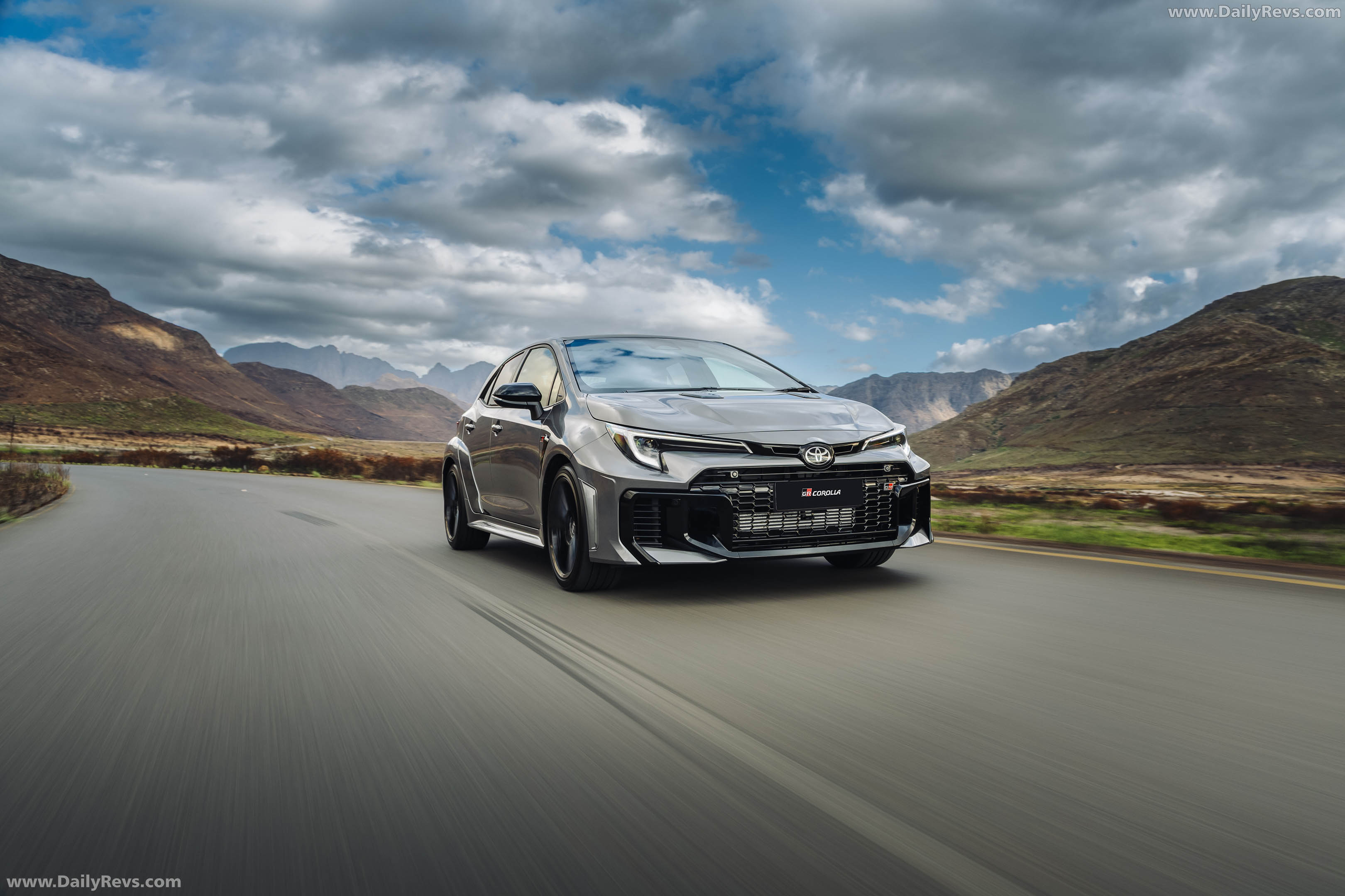 2026 Toyota GR Corolla 8AT Front View