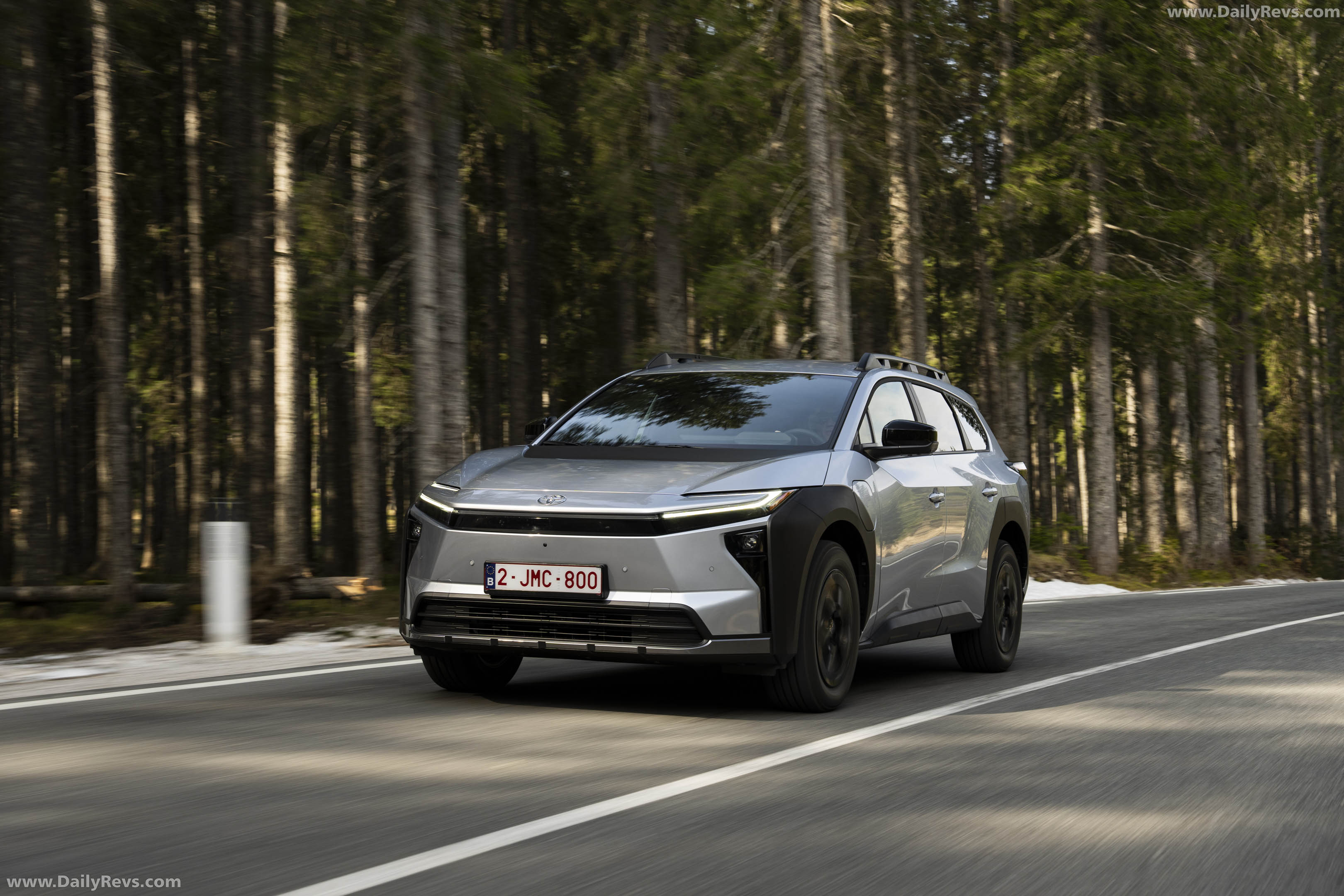 2026 Toyota bZ4X Touring FWD Front View
