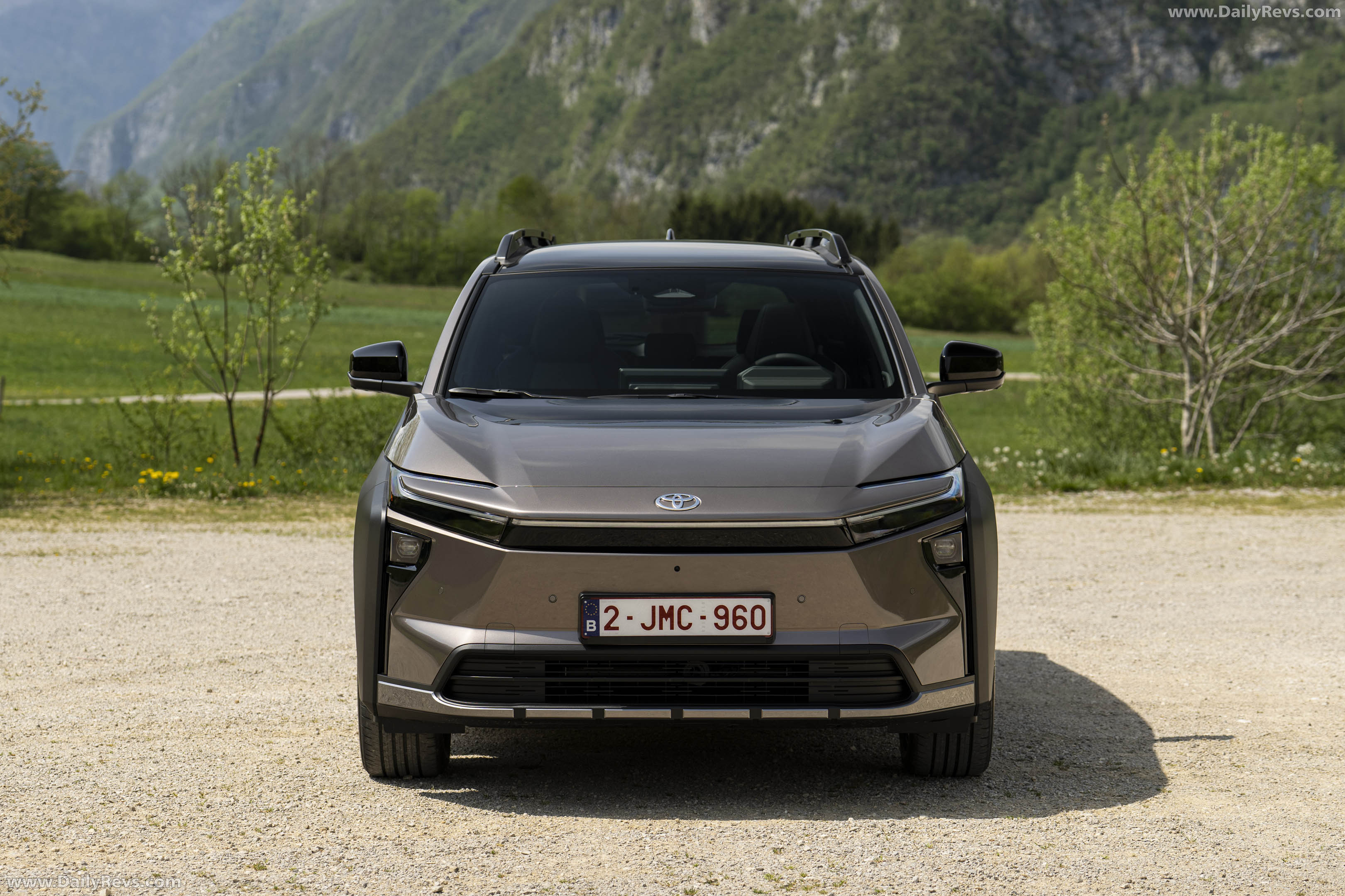 2026 Toyota bZ4X Touring AWD Front View