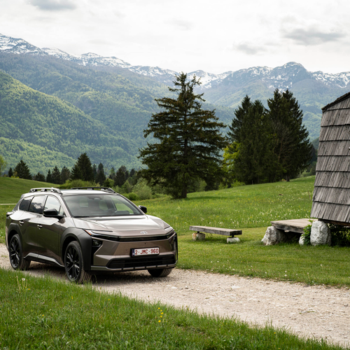 2026 Toyota bZ4X Touring AWD Front View