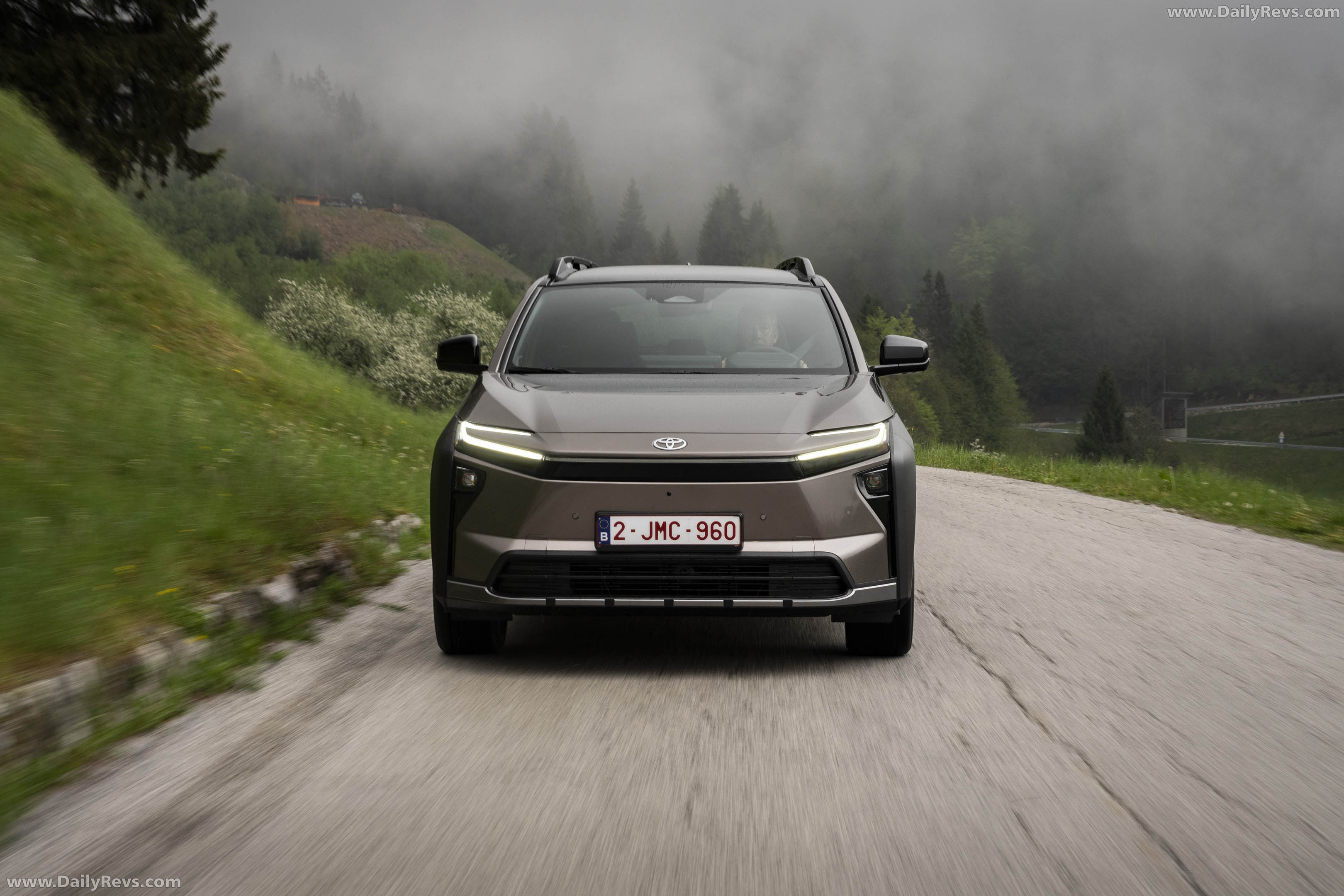 2026 Toyota bZ4X Touring AWD Front View