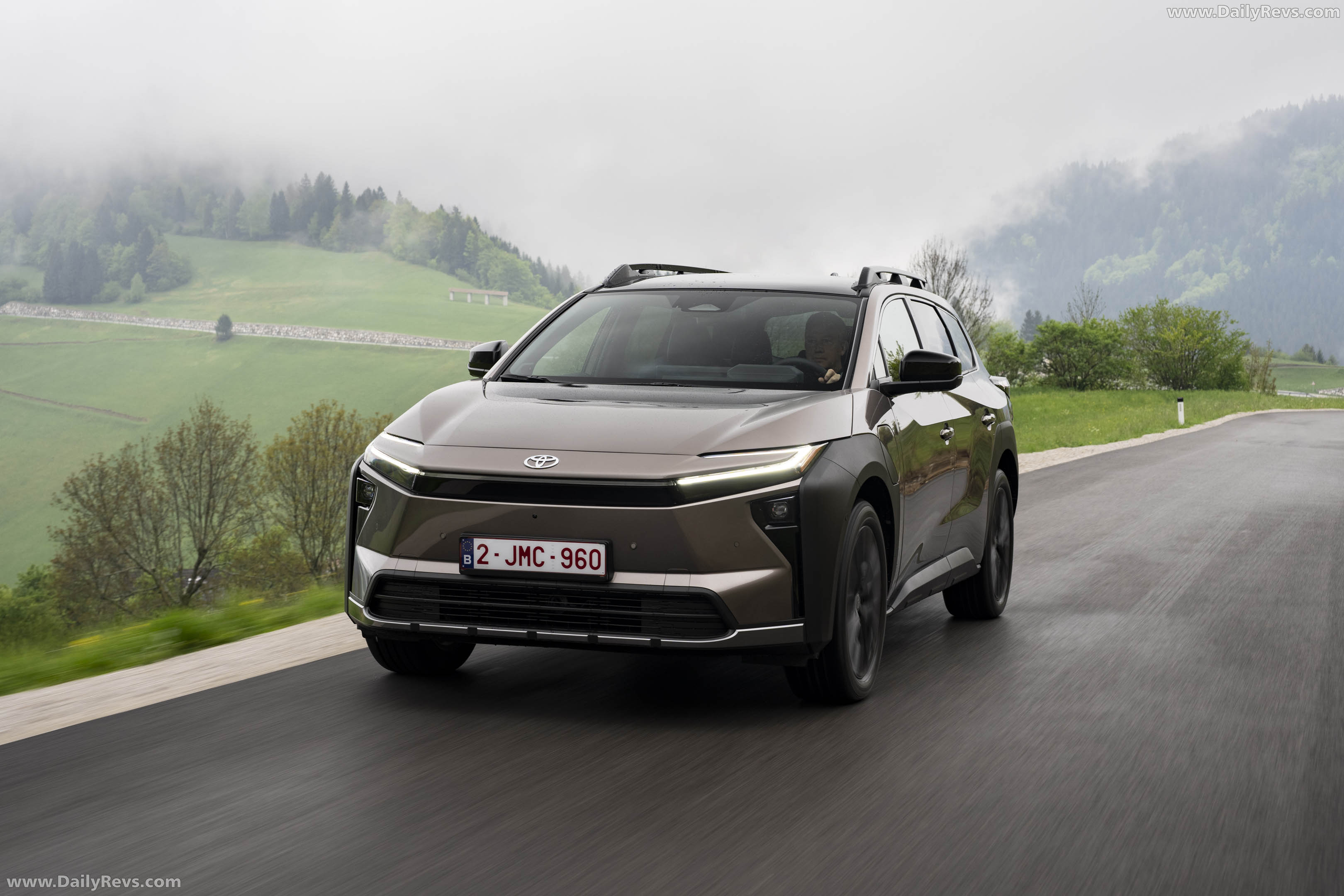 2026 Toyota bZ4X Touring AWD Front View