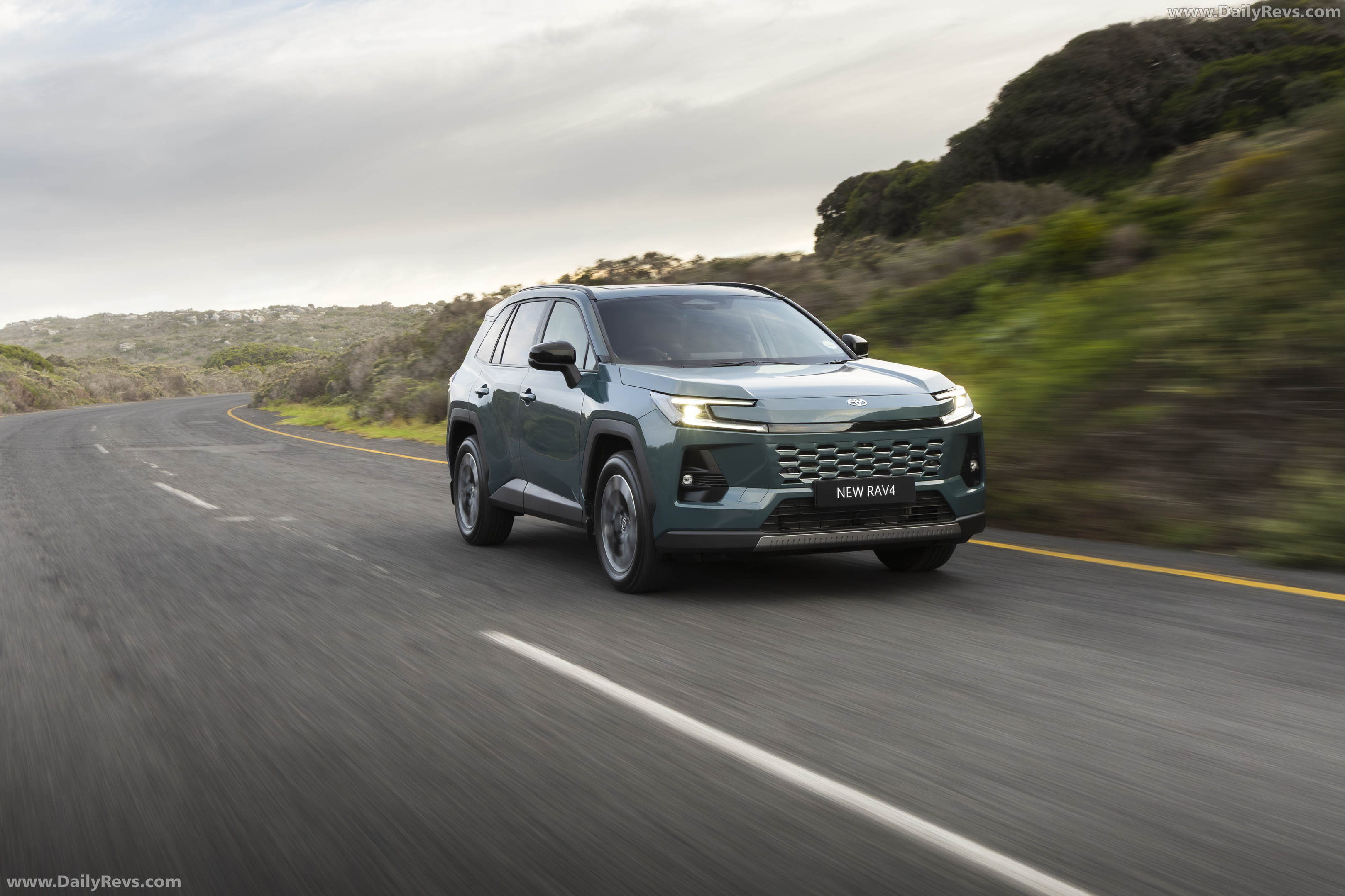 2026 Toyota RAV4 Hybrid South African Version Front View