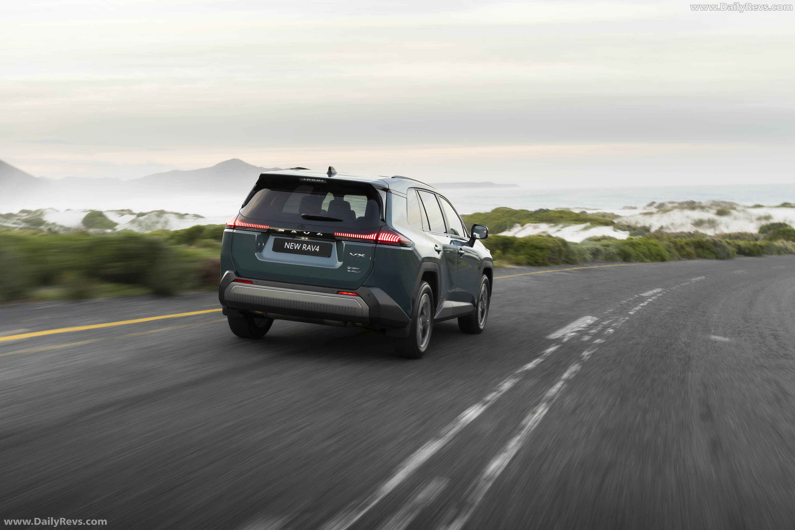 2026 Toyota RAV4 Hybrid South African Version Rear View