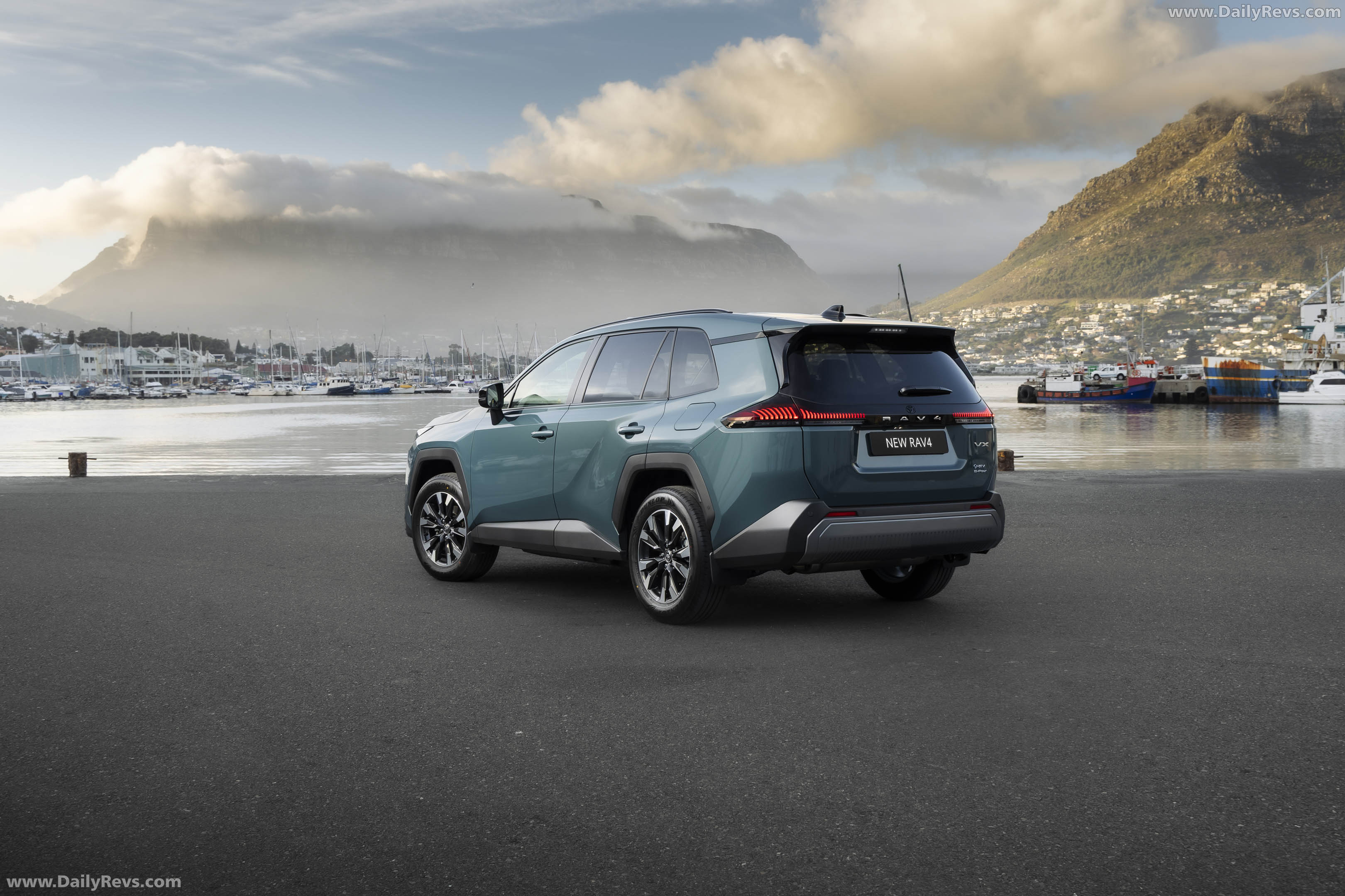 2026 Toyota RAV4 Hybrid South African Version Rear View