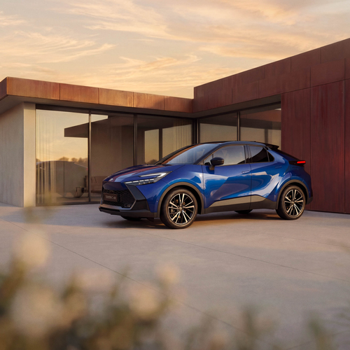 2026 Toyota C-HR European Version Side View