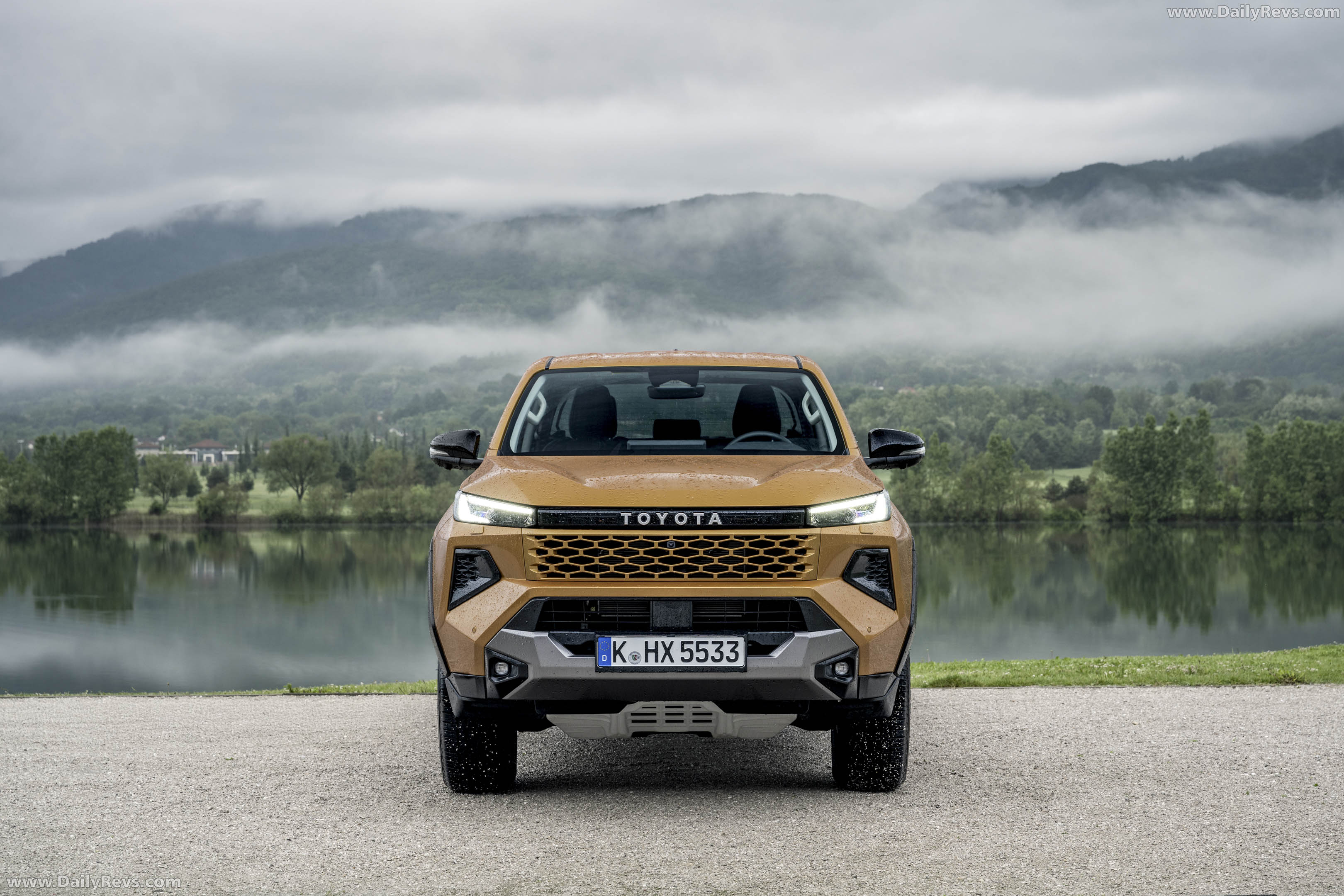 2026 Toyota Hilux Hybrid 48V European Version Front View