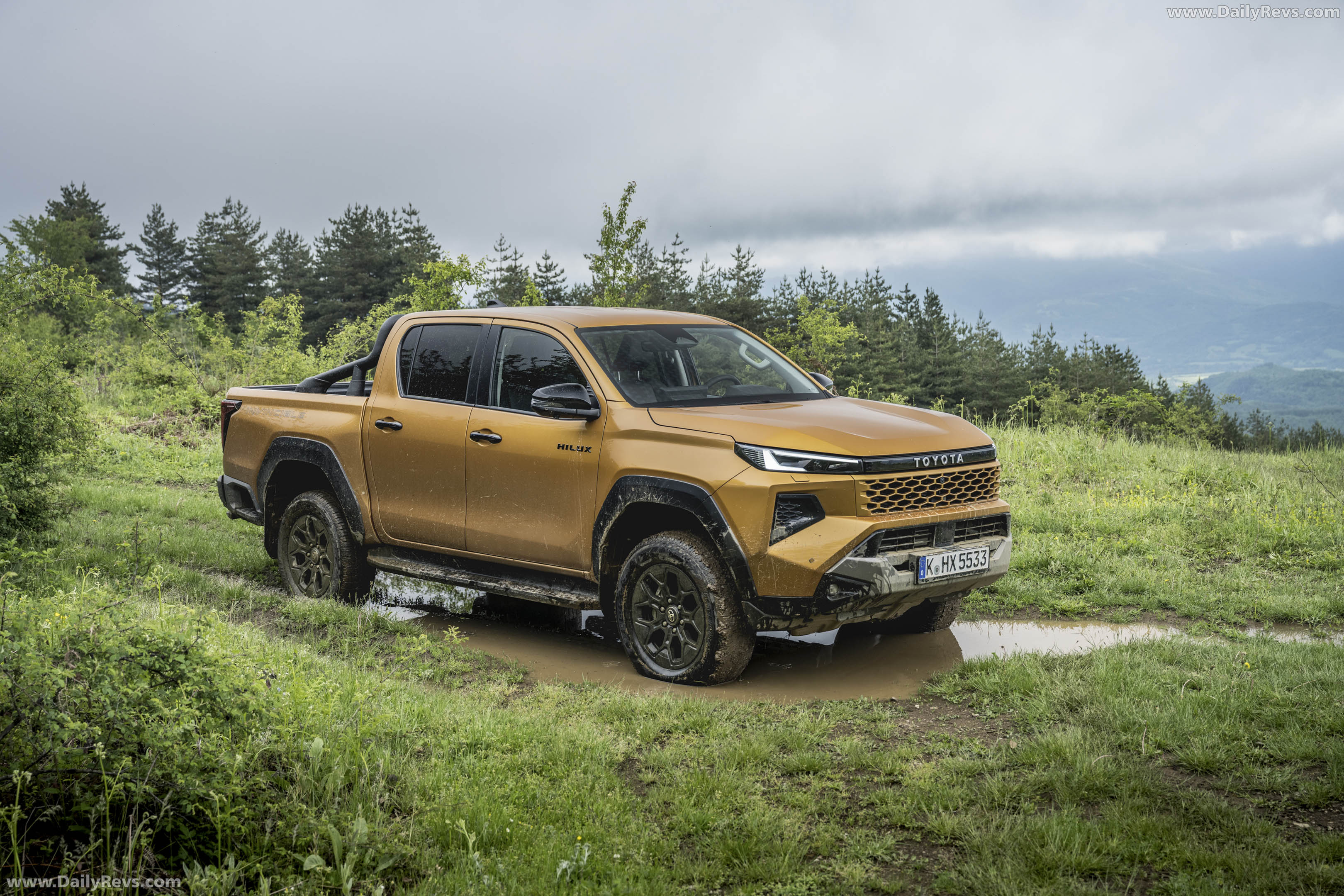 2026 Toyota Hilux Hybrid 48V European Version Front View
