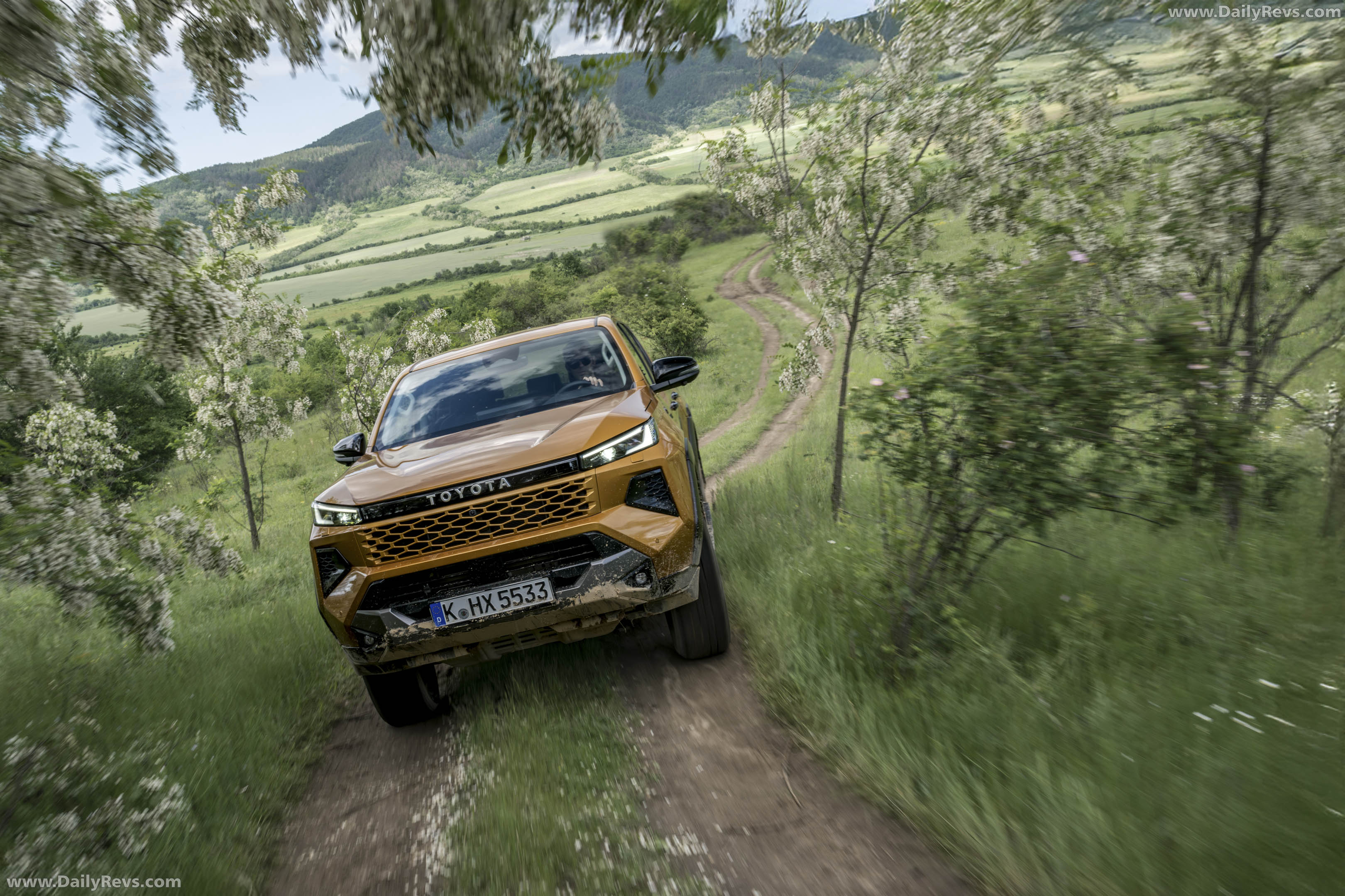 2026 Toyota Hilux Hybrid 48V European Version Front View