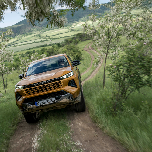 2026 Toyota Hilux Hybrid 48V European Version Front View