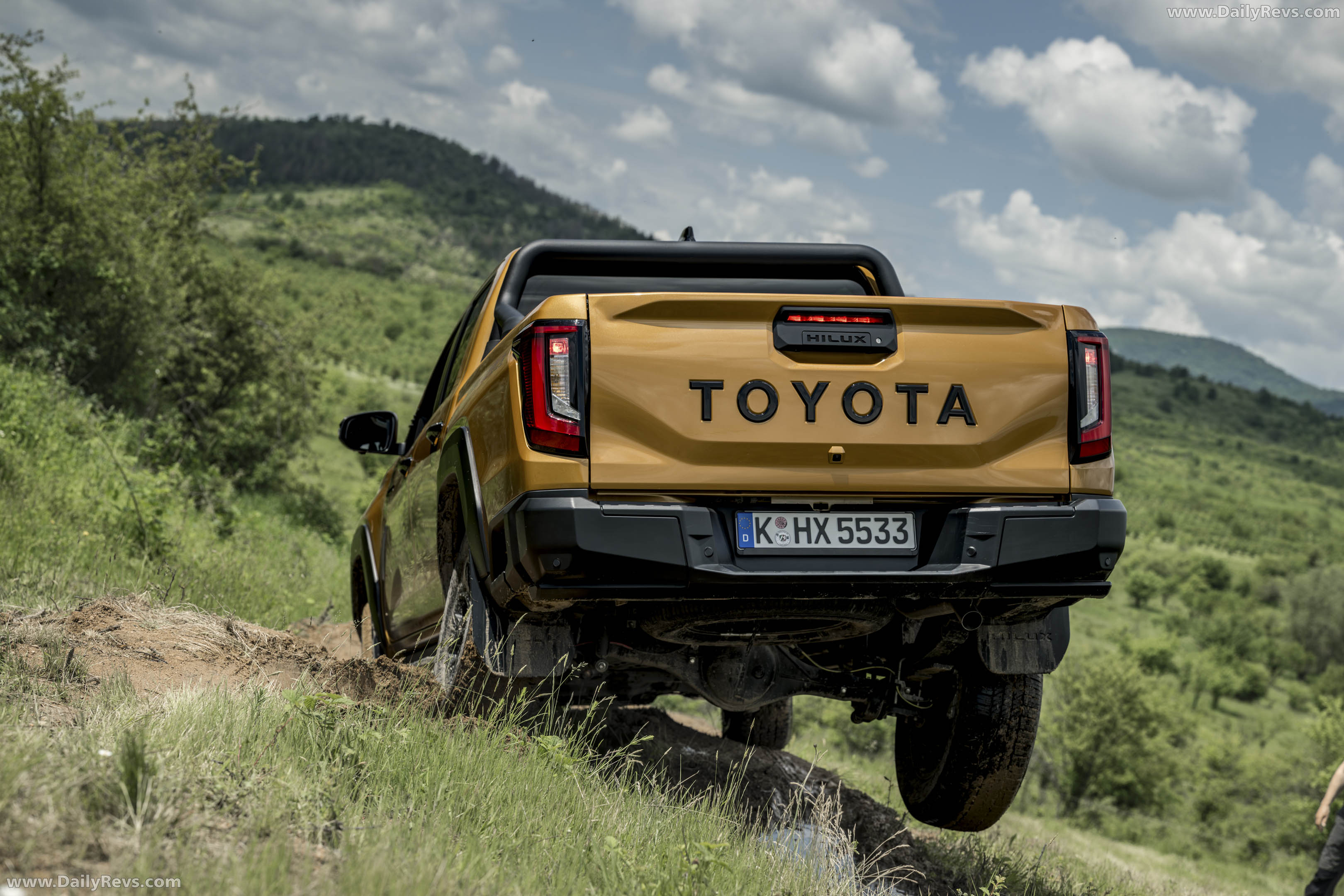 2026 Toyota Hilux Hybrid 48V European Version Rear View