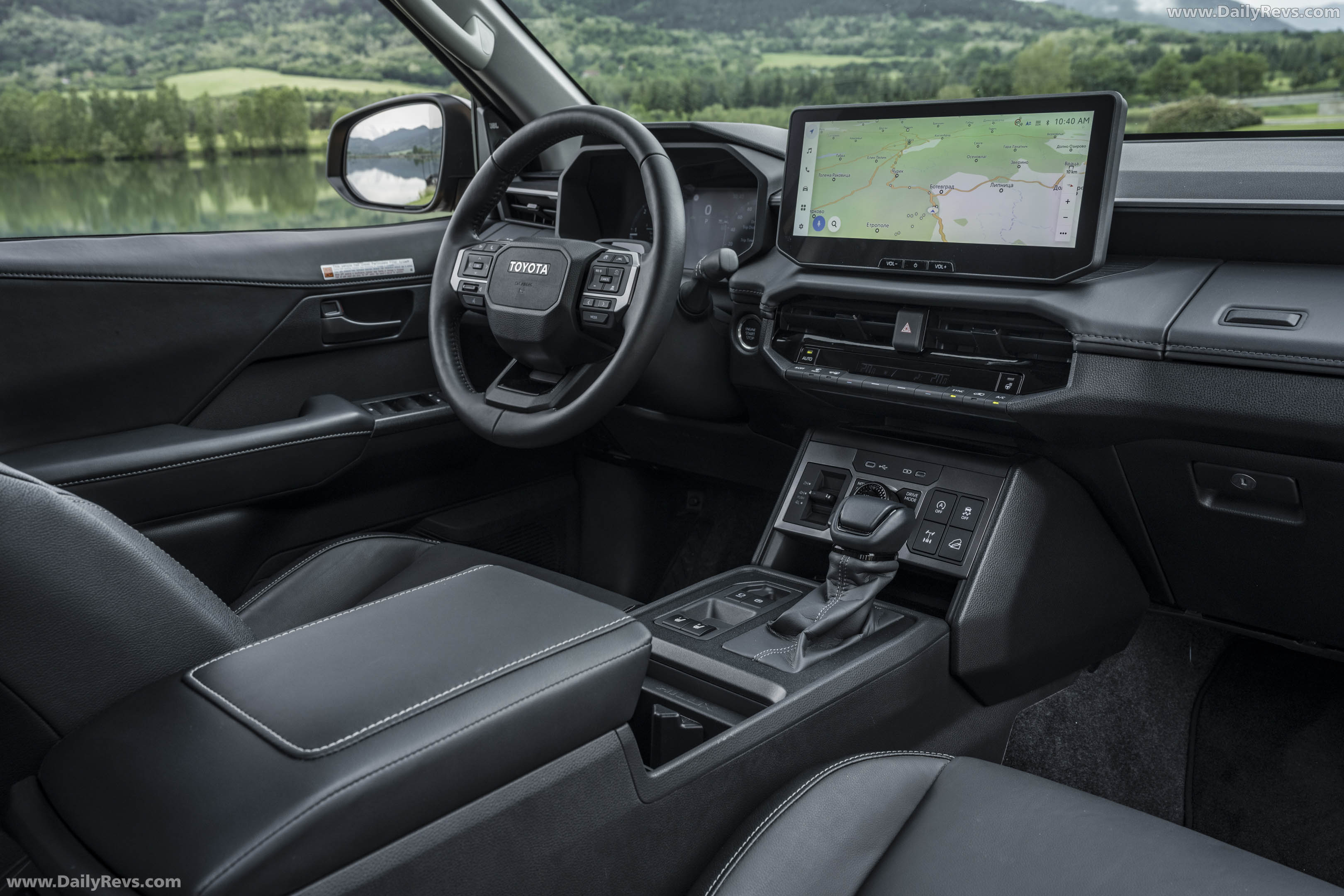 2026 Toyota Hilux Hybrid 48V European Version Interior