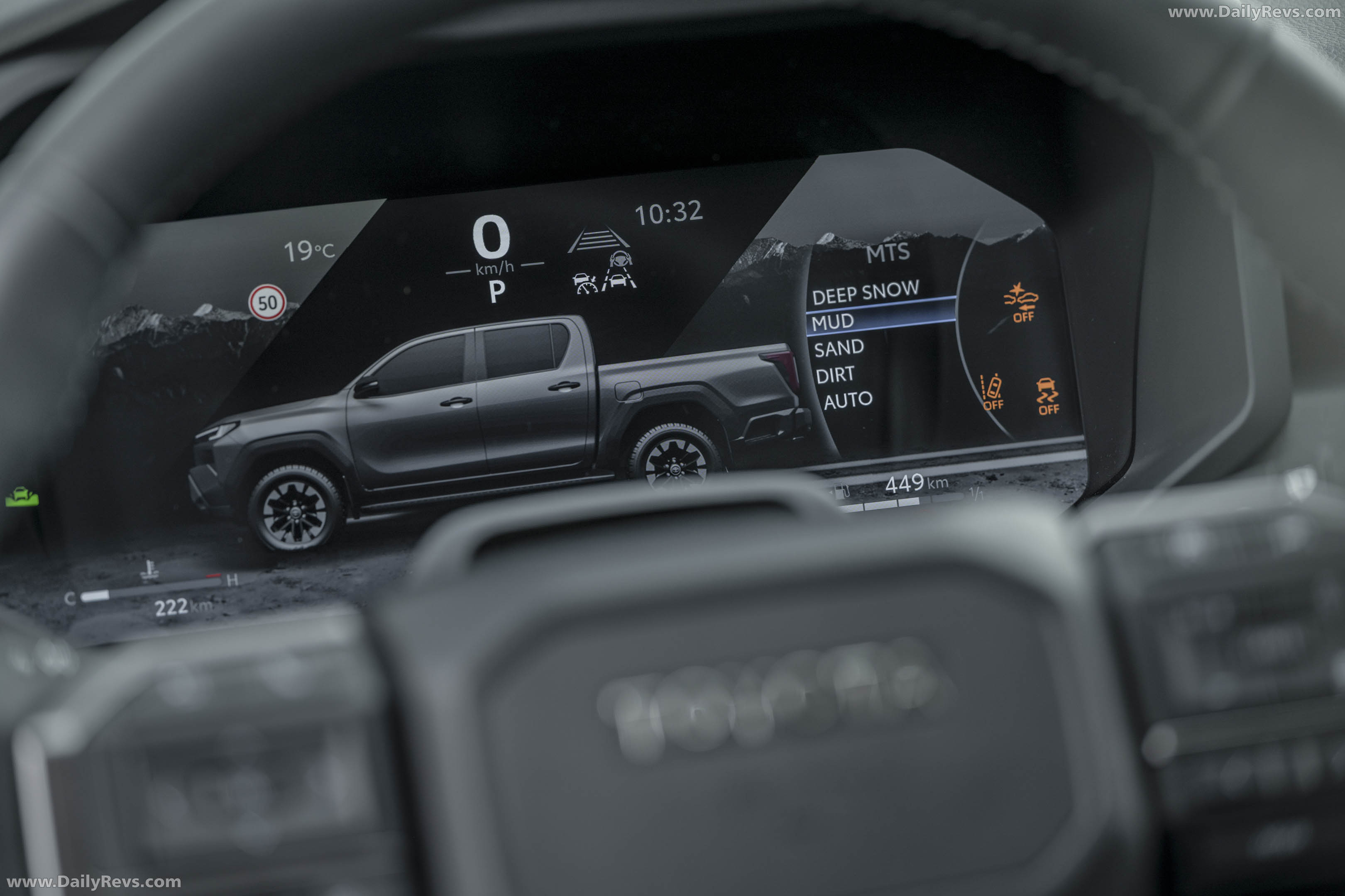 2026 Toyota Hilux Hybrid 48V European Version Interior