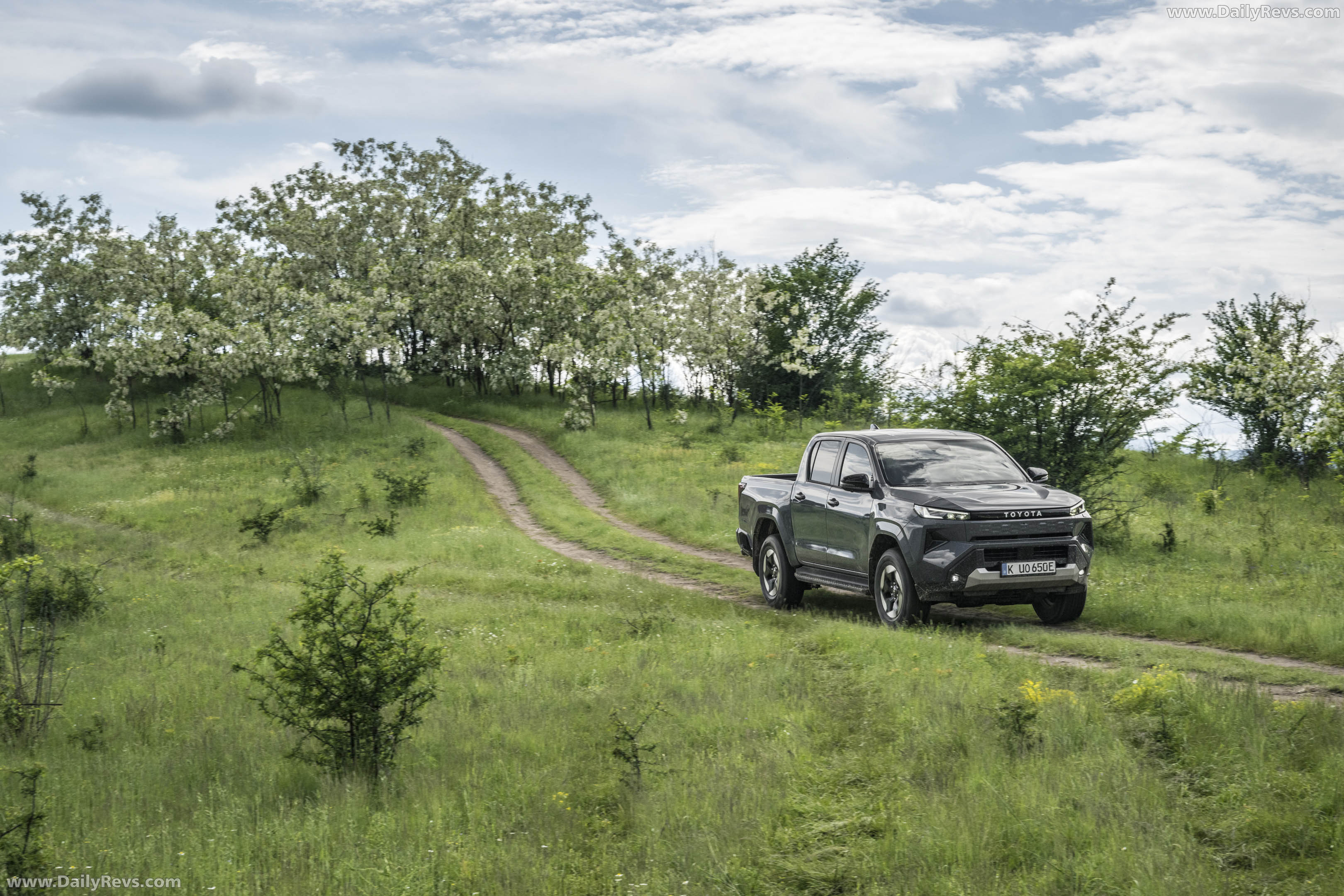 2026 Toyota Hilux BEV European Version Front View