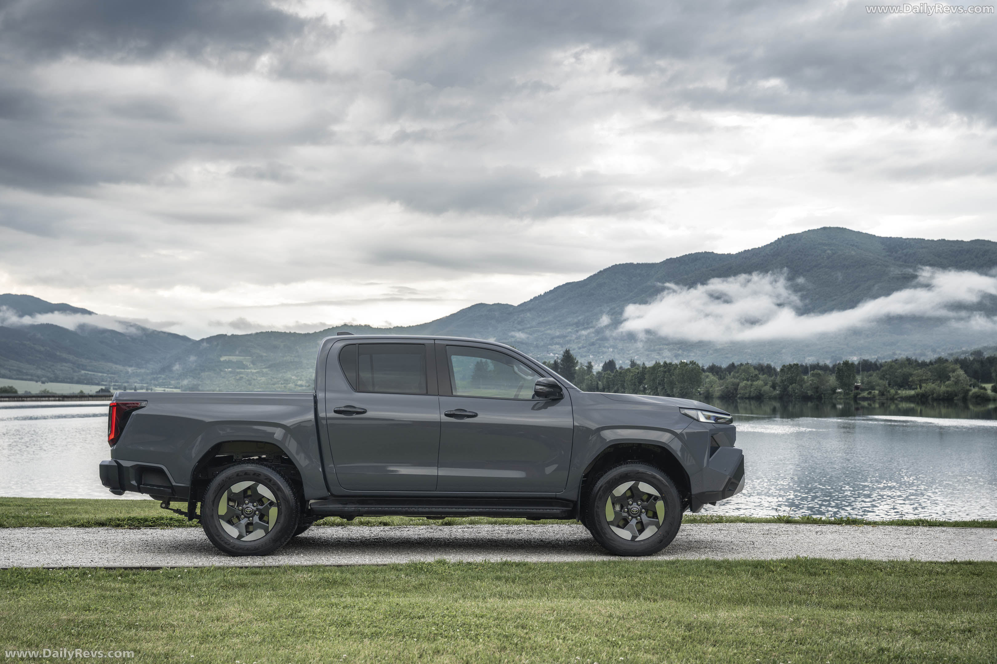 2026 Toyota Hilux BEV European Version Side View