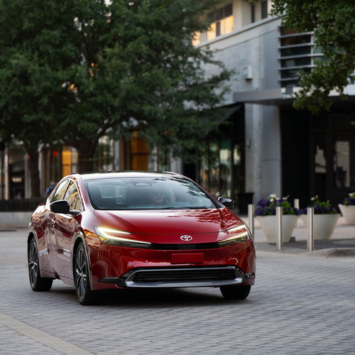 2027 Toyota Prius XLE  Front View