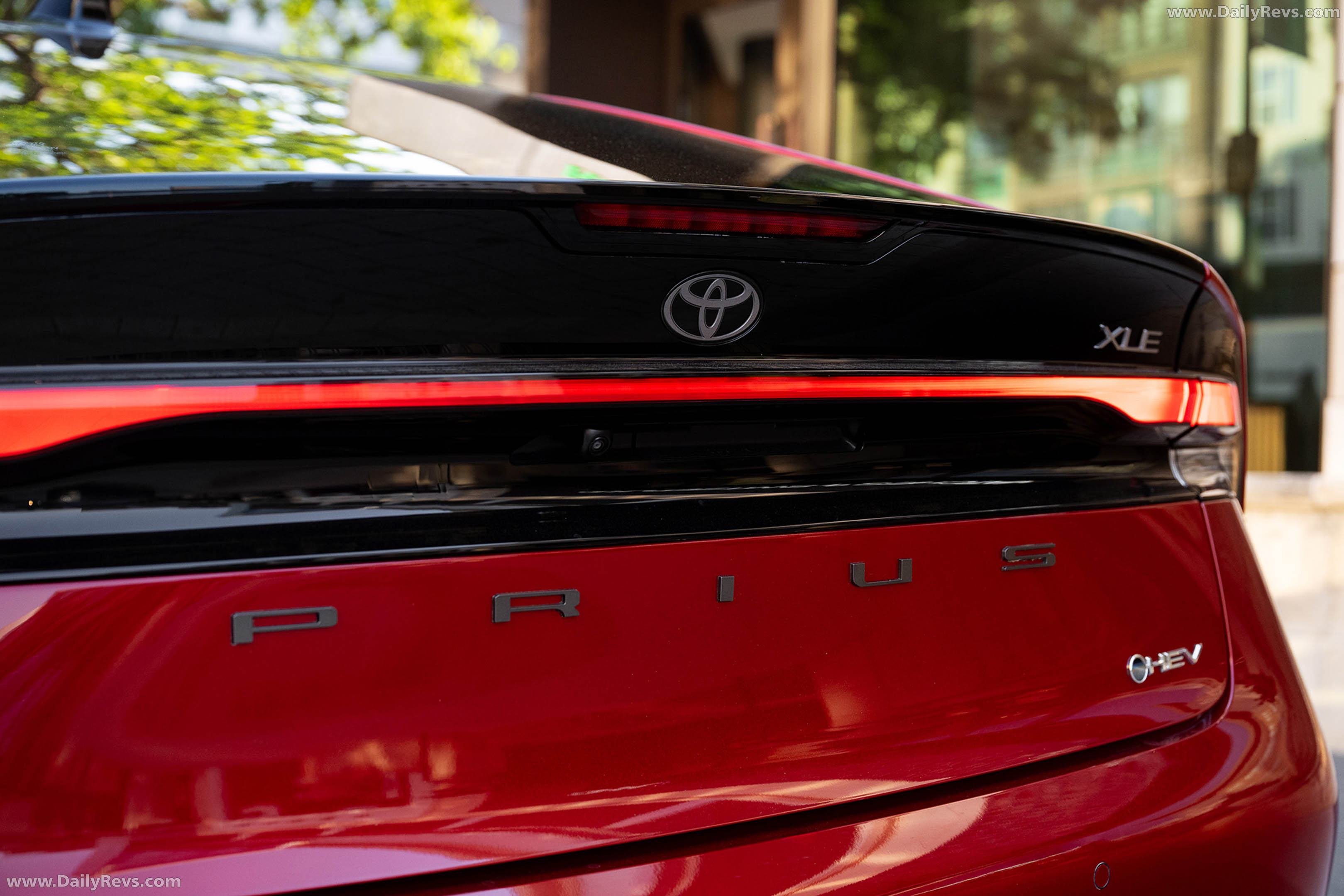 2027 Toyota Prius XLE Exterior