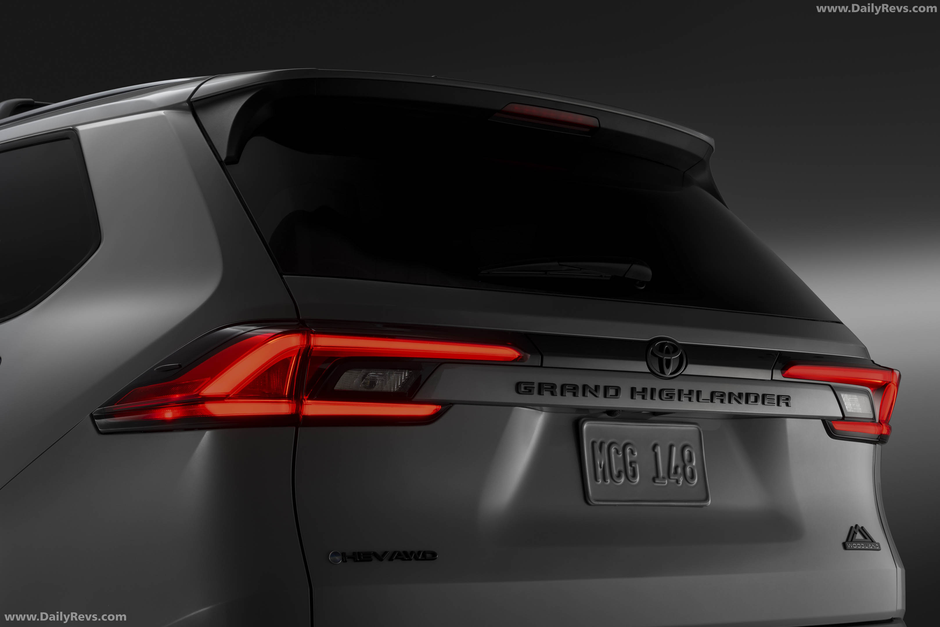 2027 Toyota Grand Highlander Woodland Exterior