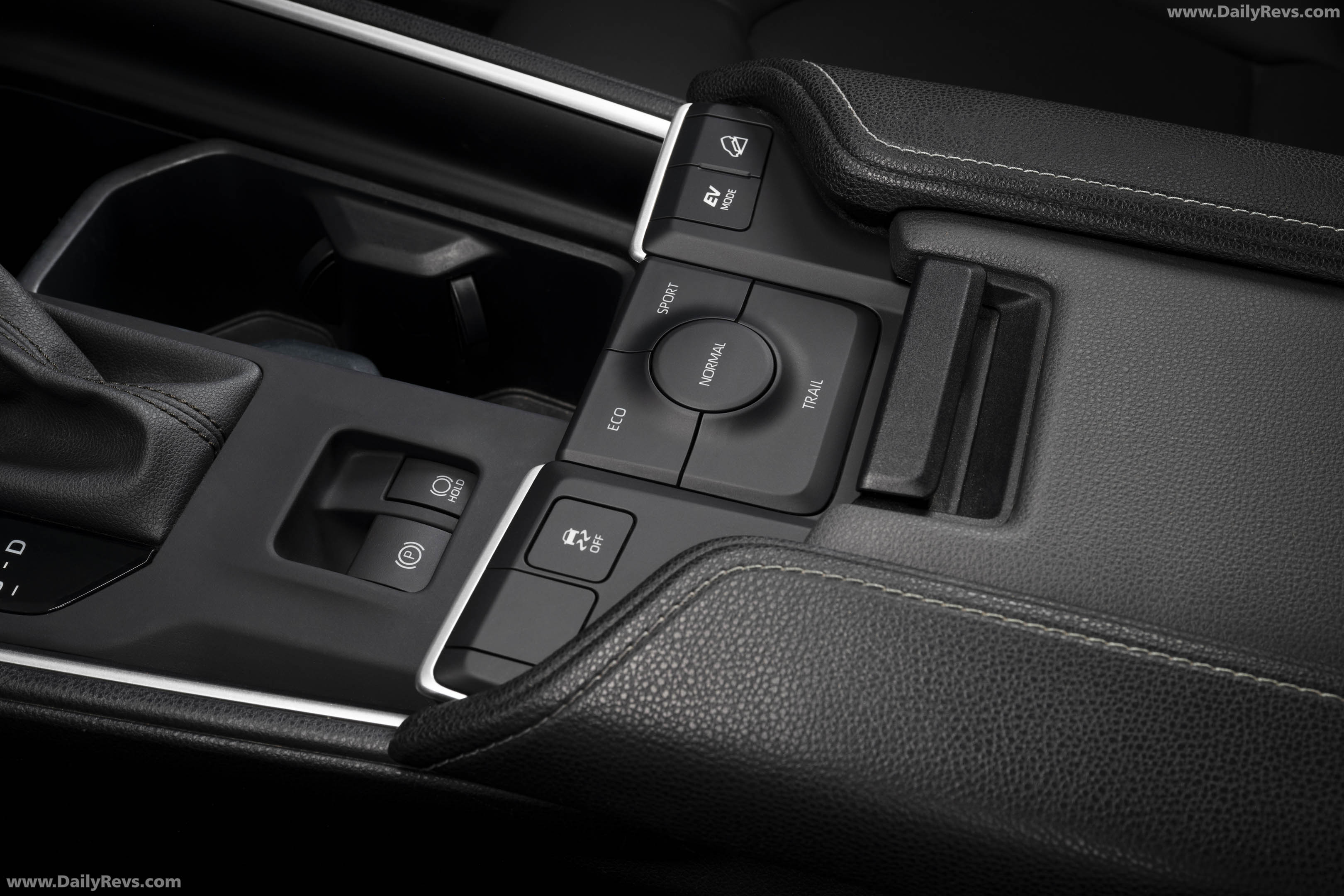 2027 Toyota Grand Highlander Woodland Interior