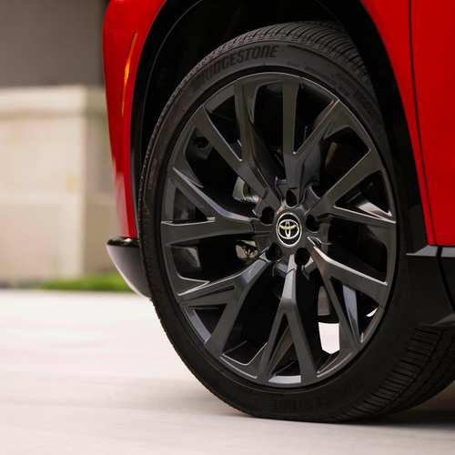 2027 Toyota Crown Signia Limited Exterior