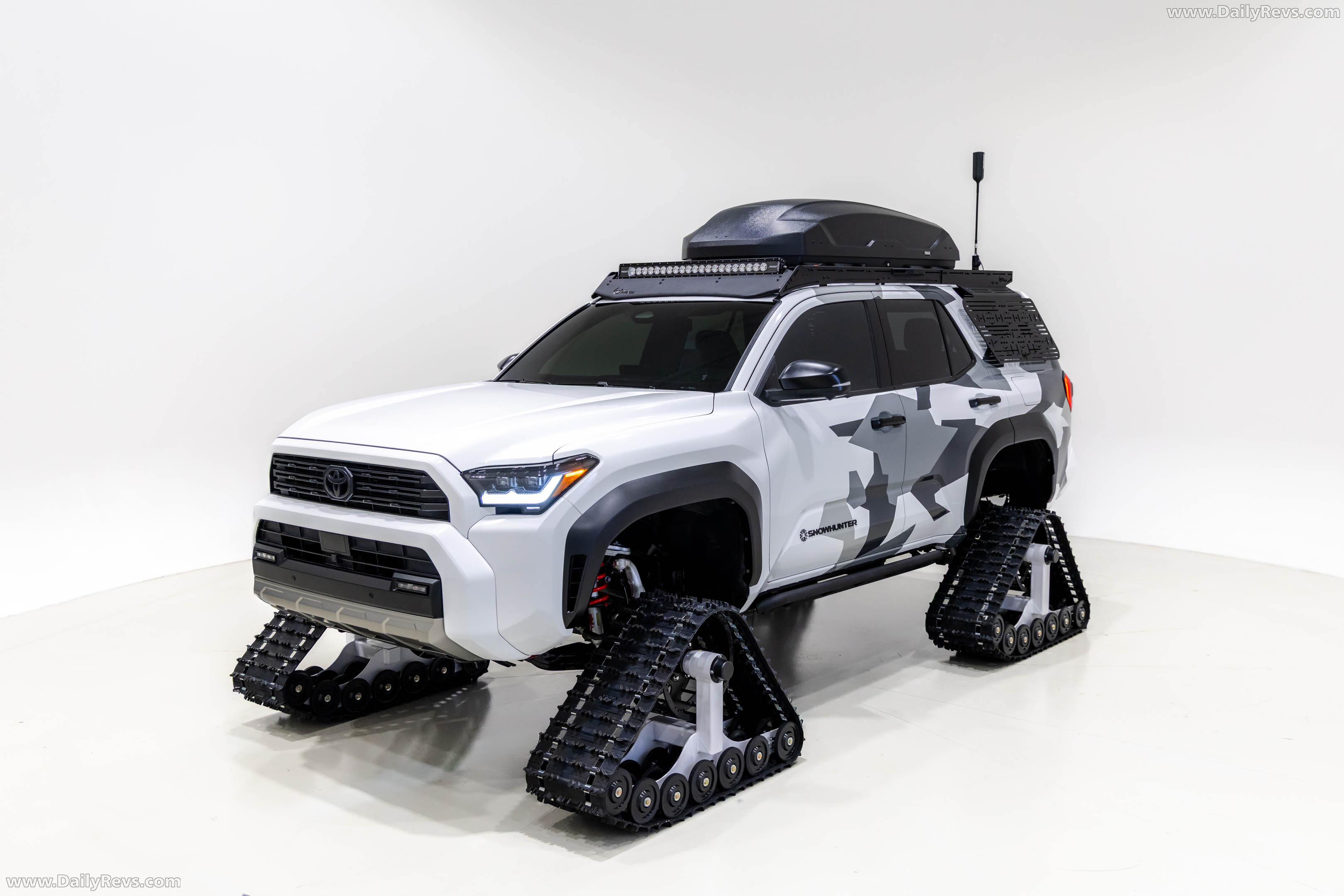 2026 Toyota 4Runner Snowhunter Concept Front View