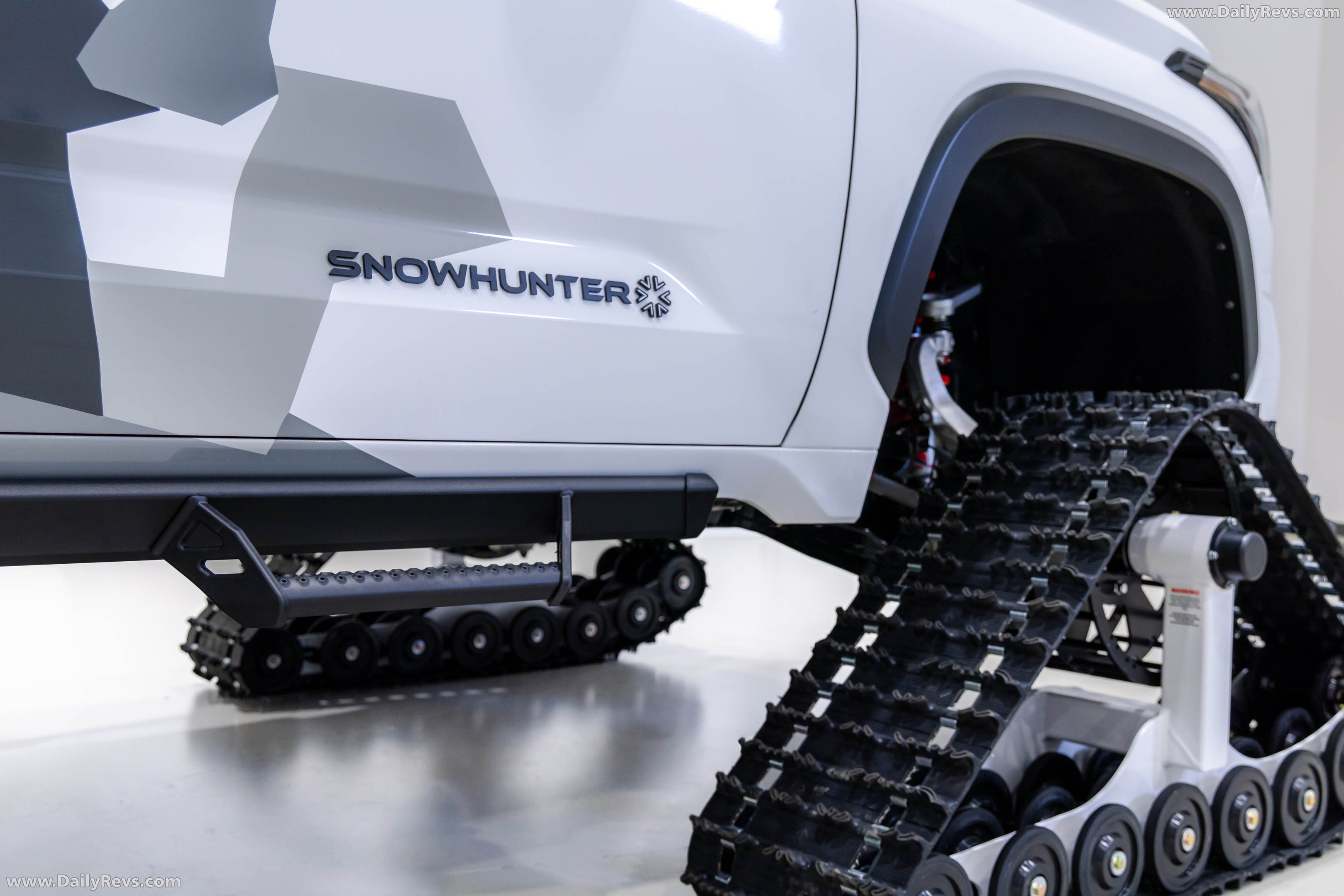 2026 Toyota Tundra Snowhunter Concept Exterior