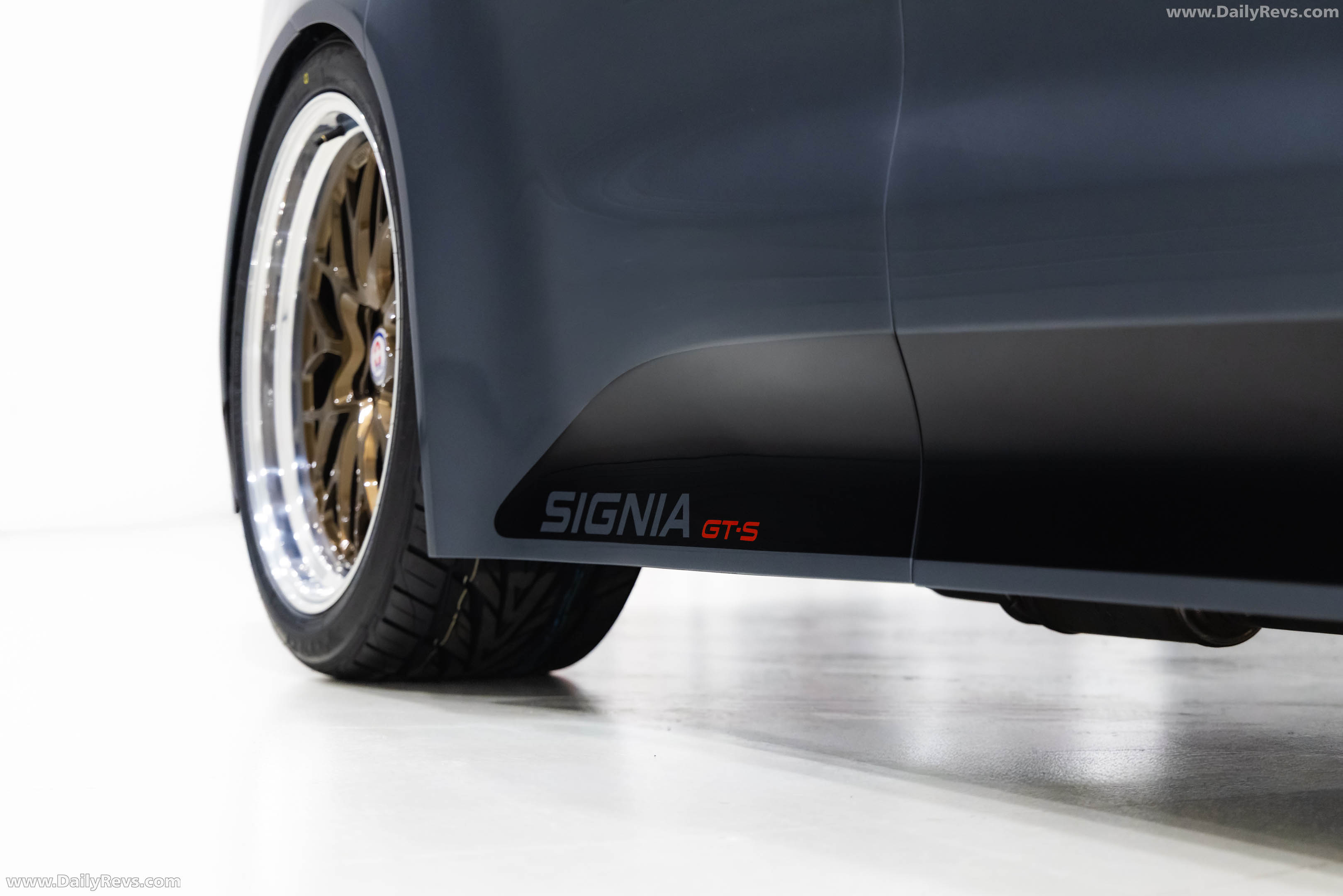 2027 Toyota Crown Signia GTS Concept Exterior
