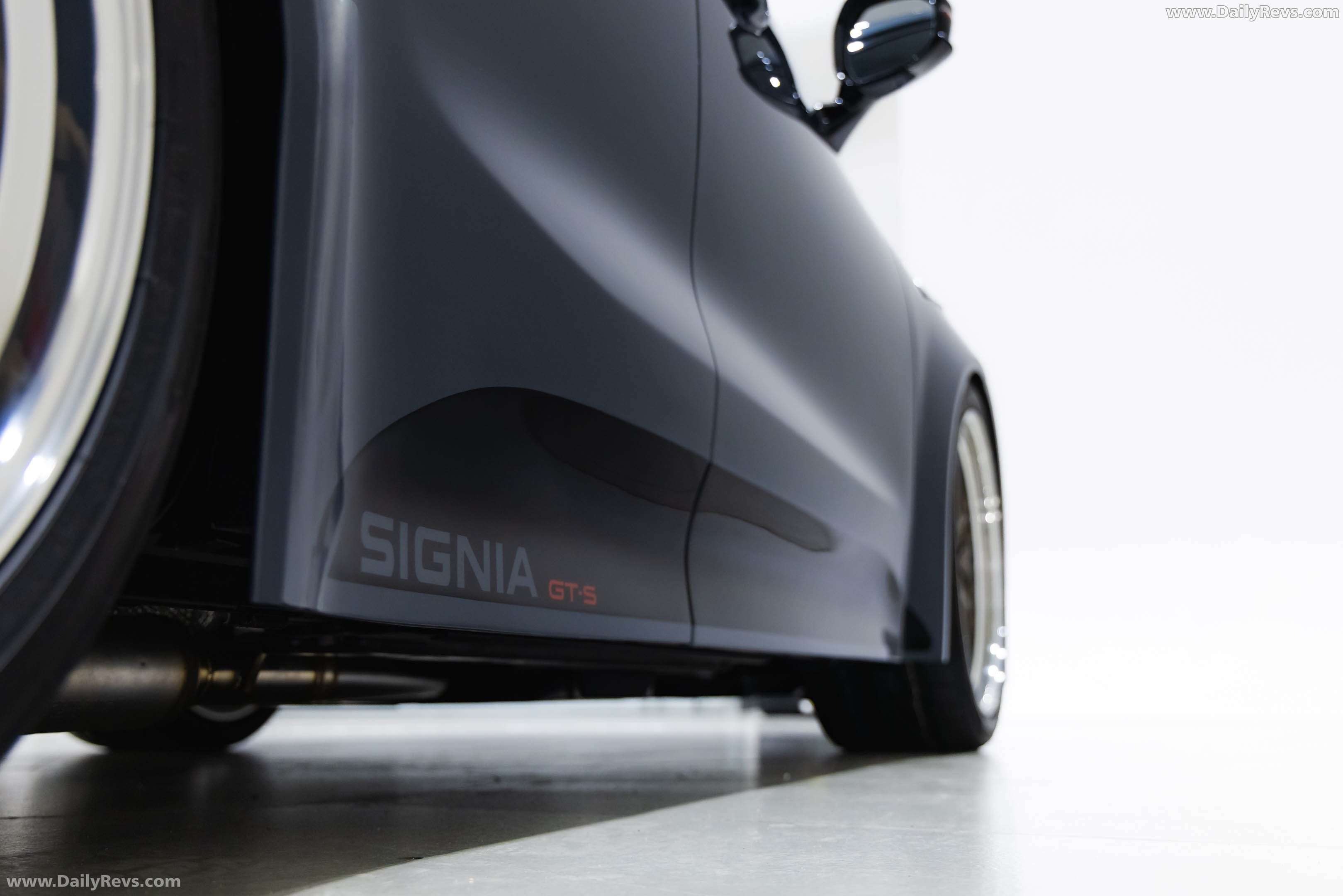 2027 Toyota Crown Signia GTS Concept Exterior
