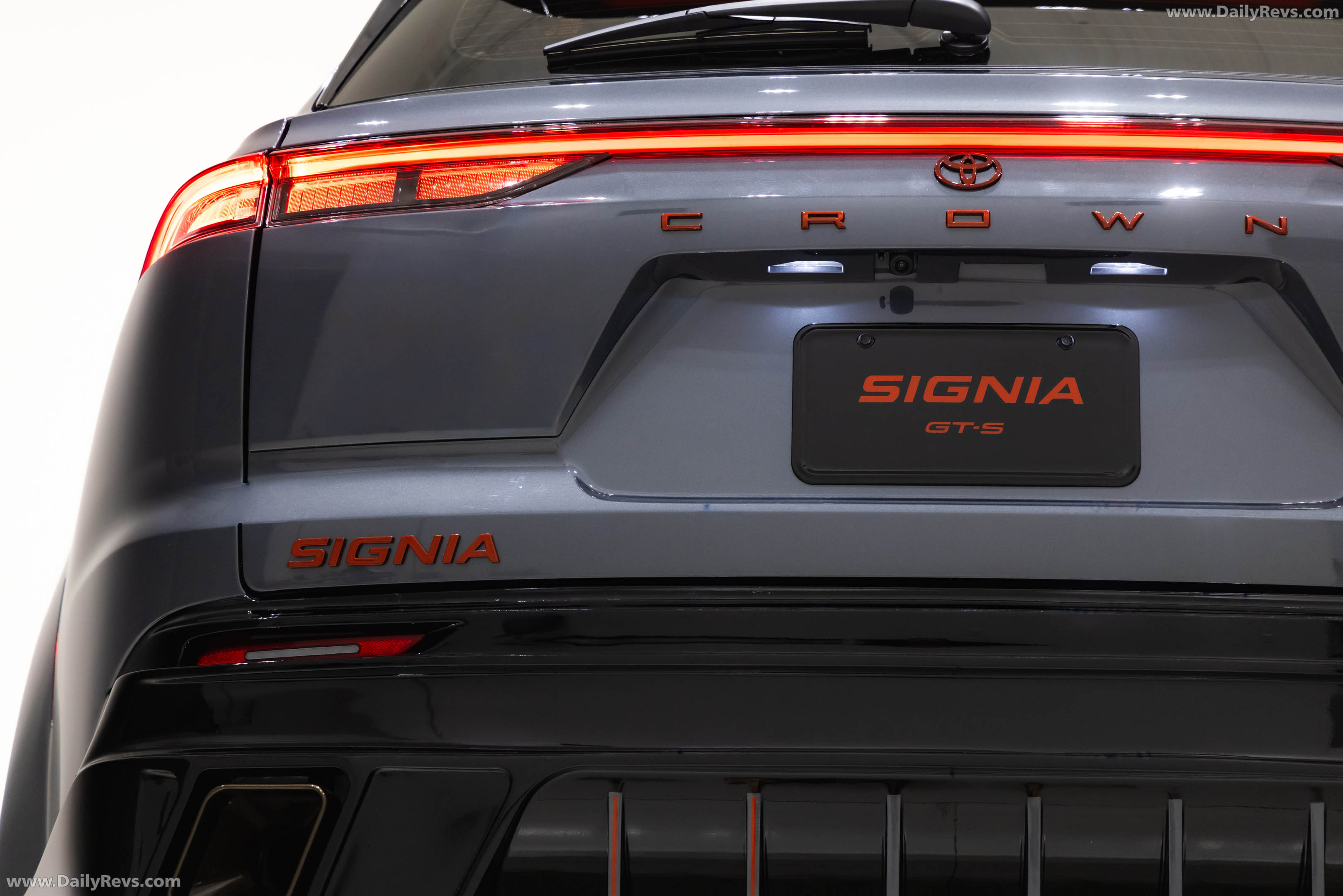 2027 Toyota Crown Signia GTS Concept Exterior